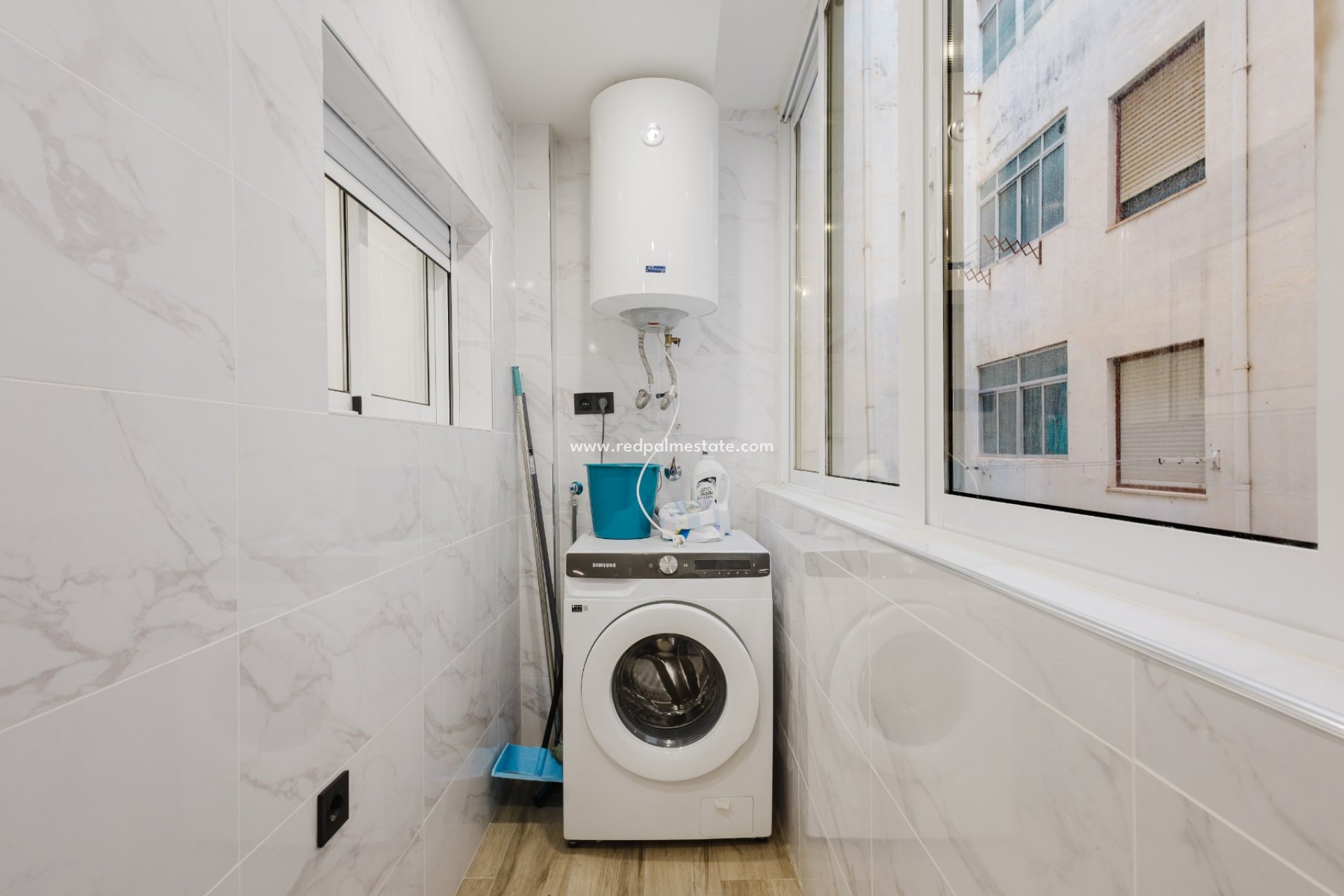 Reventa - Apartmentos -
Torrevieja - El Acequión - Los Náufragos