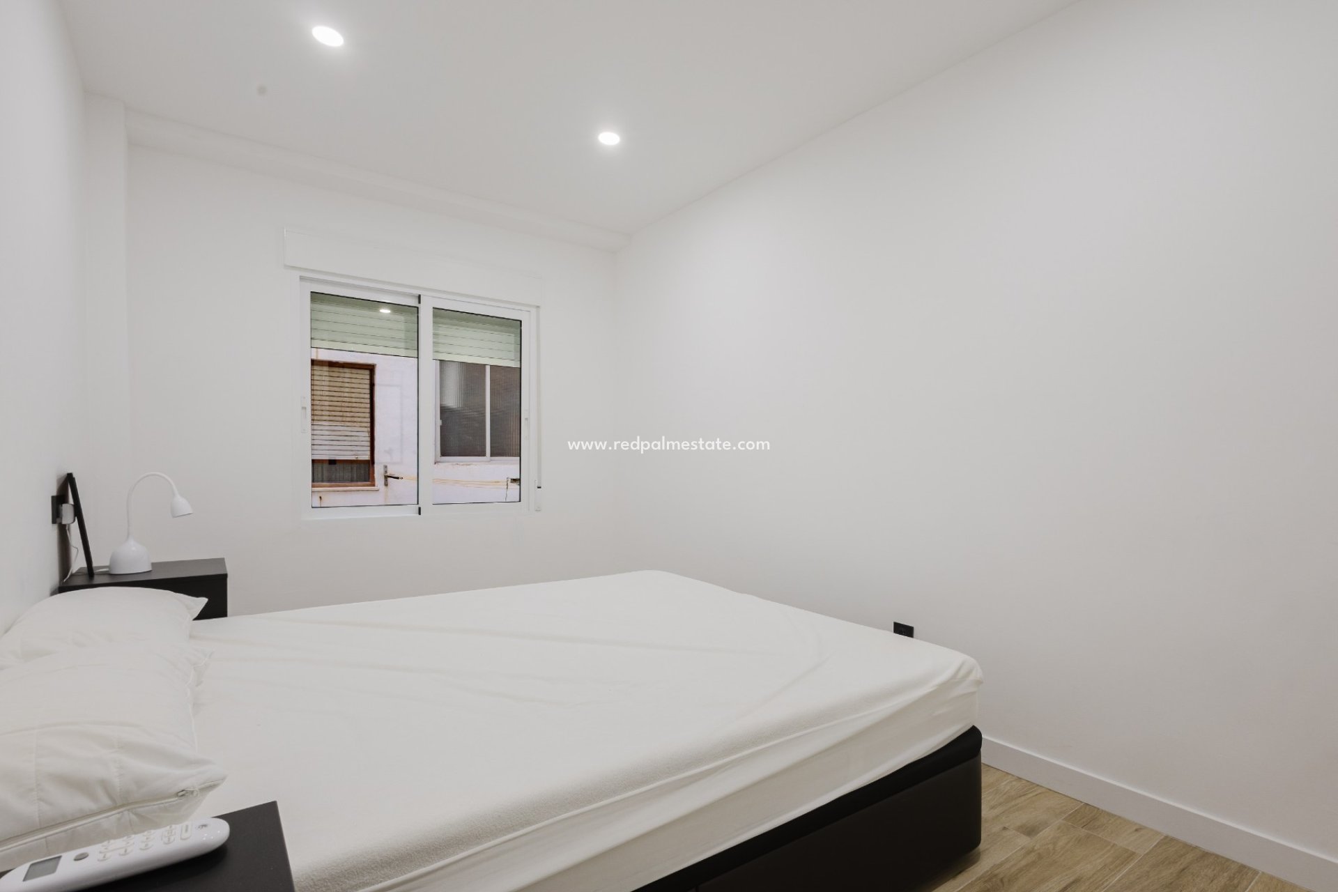 Reventa - Apartmentos -
Torrevieja - El Acequión - Los Náufragos