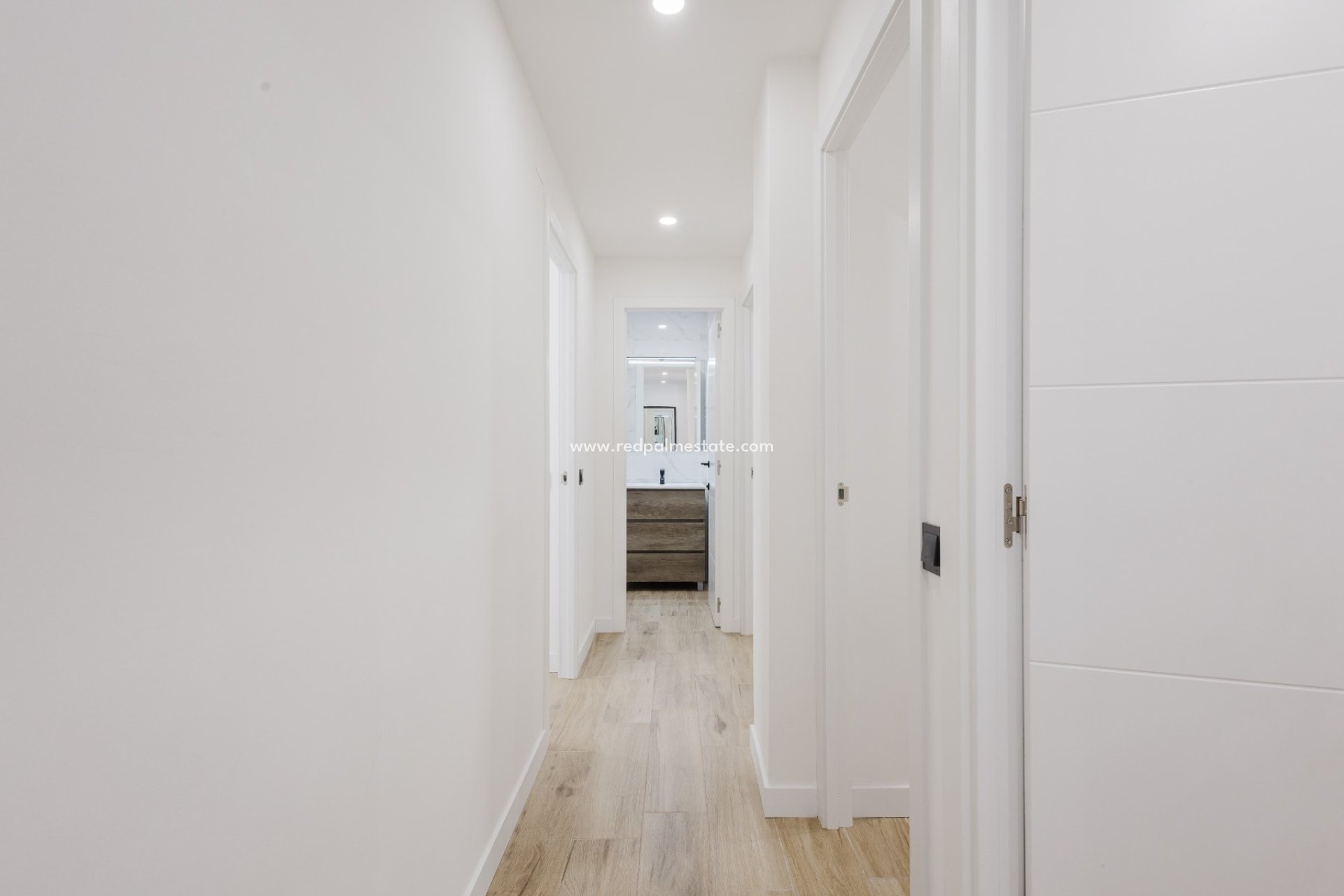 Reventa - Apartmentos -
Torrevieja - El Acequión - Los Náufragos