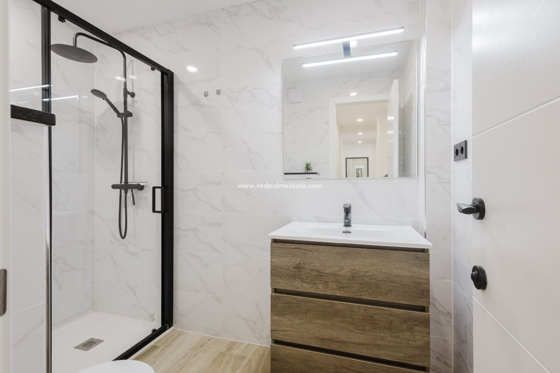 Reventa - Apartmentos -
Torrevieja - El Acequión - Los Náufragos