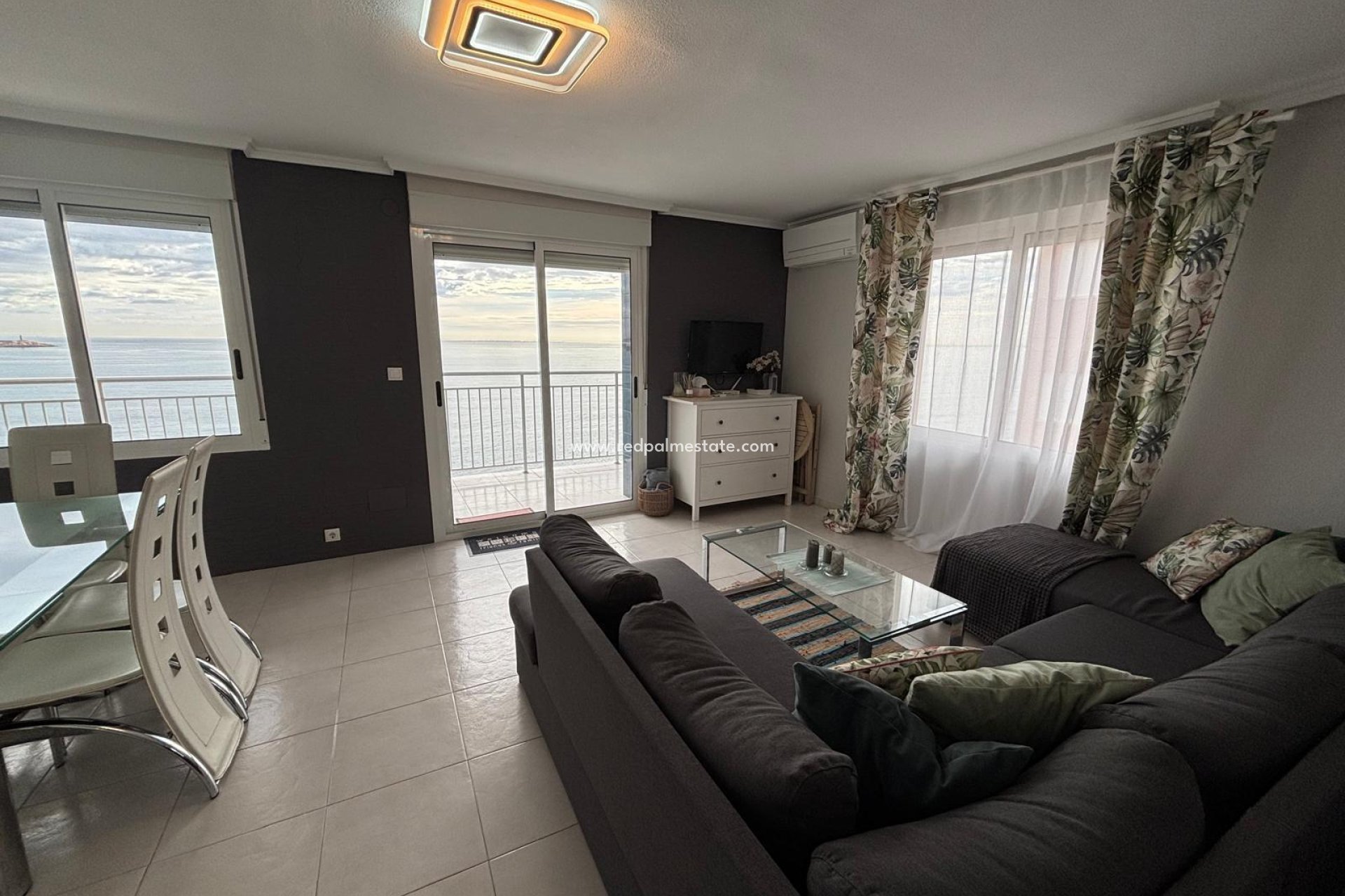 Reventa - Apartmentos -
Torrevieja - El Acequión - Los Náufragos