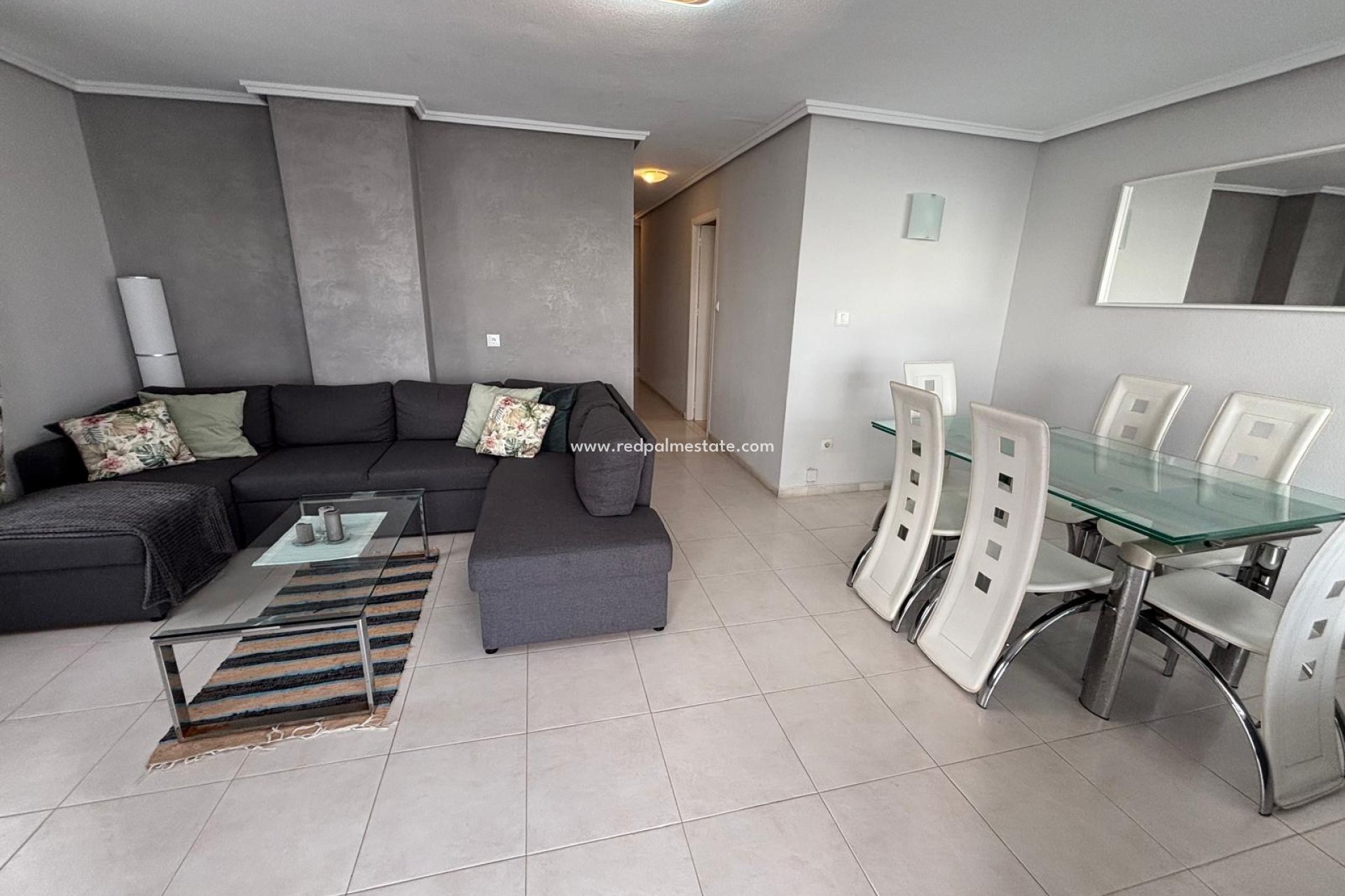 Reventa - Apartmentos -
Torrevieja - El Acequión - Los Náufragos