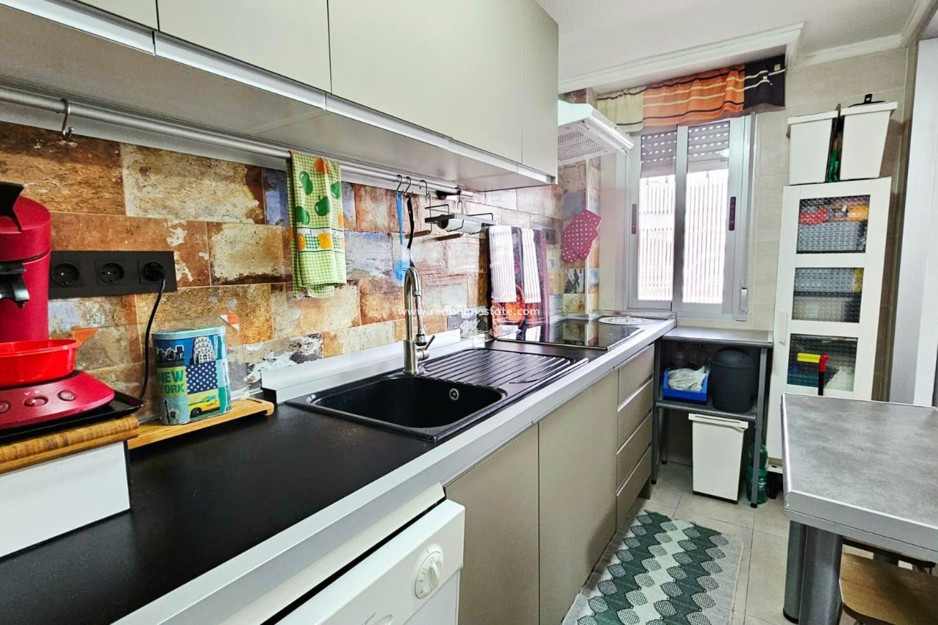 Reventa - Apartmentos -
Torrevieja - El Acequión - Los Náufragos