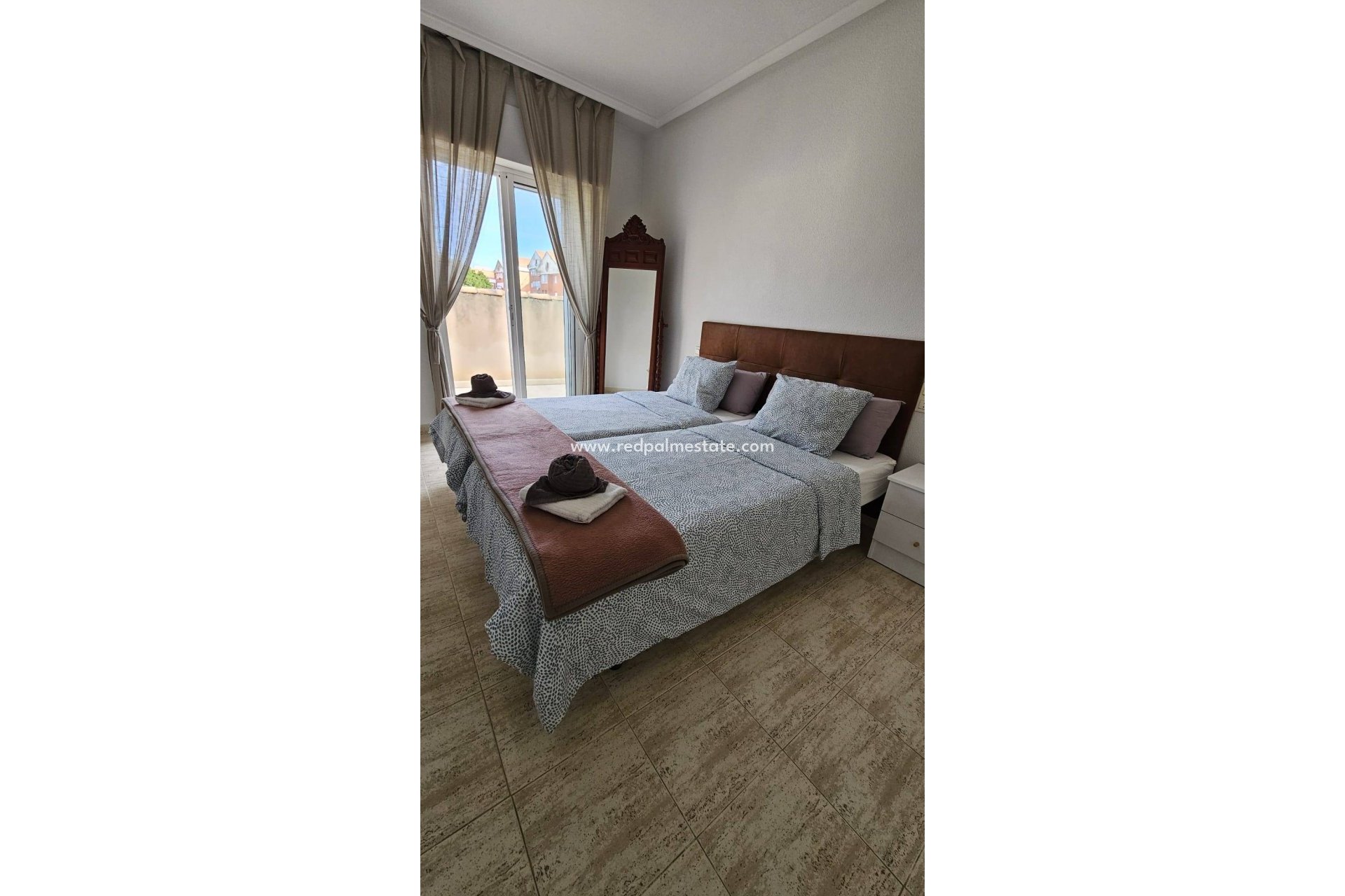 Reventa - Apartmentos -
Torrevieja - El Acequión - Los Náufragos
