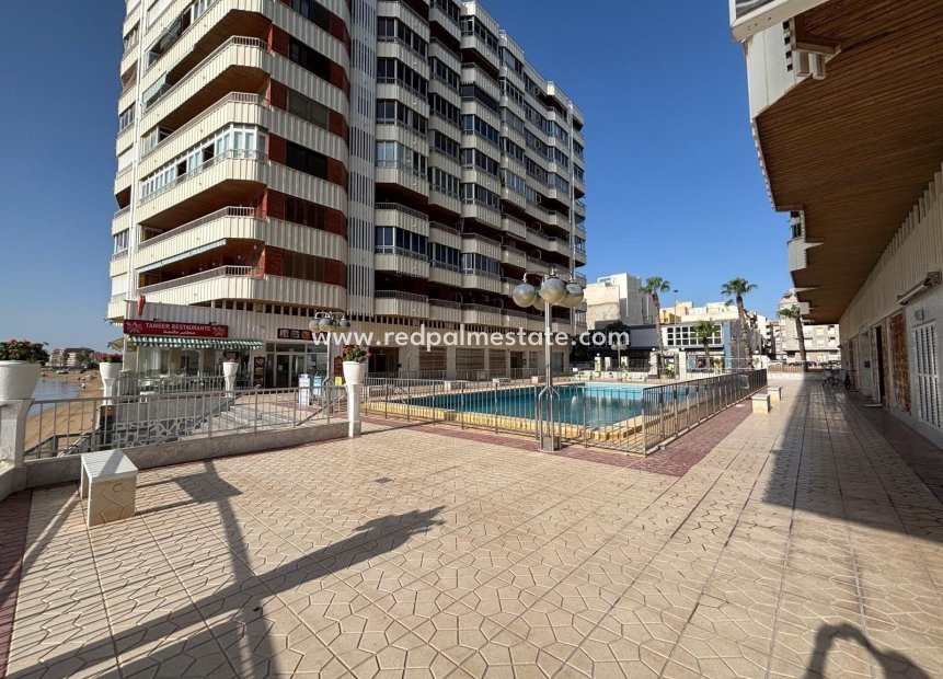 Reventa - Apartmentos -
Torrevieja - El Acequión - Los Náufragos