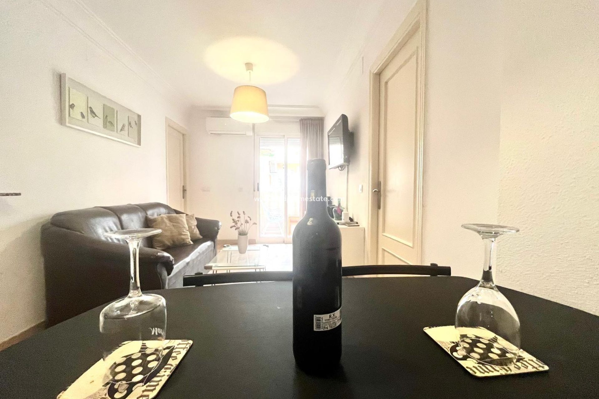 Reventa - Apartmentos -
Torrevieja - El Acequión - Los Náufragos