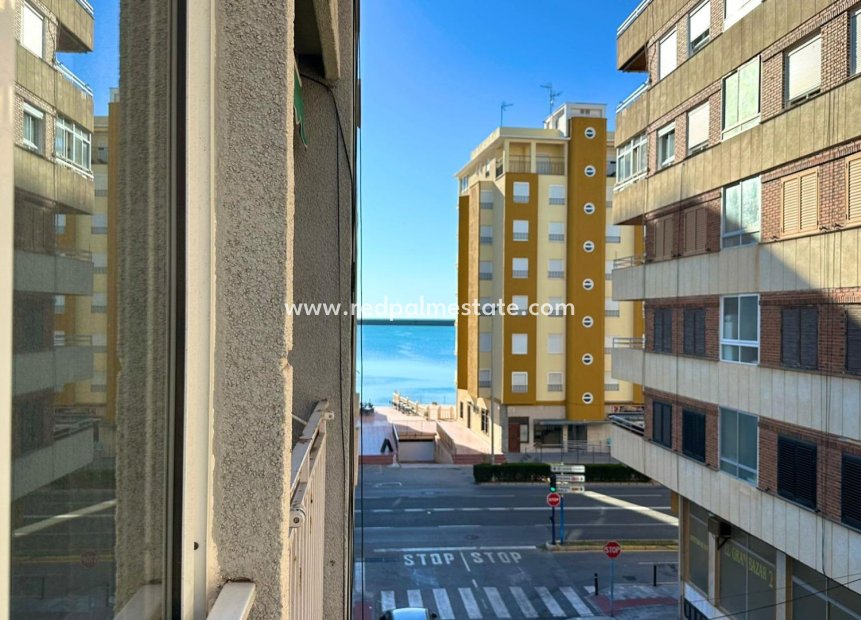 Reventa - Apartmentos -
Torrevieja - El Acequión - Los Náufragos
