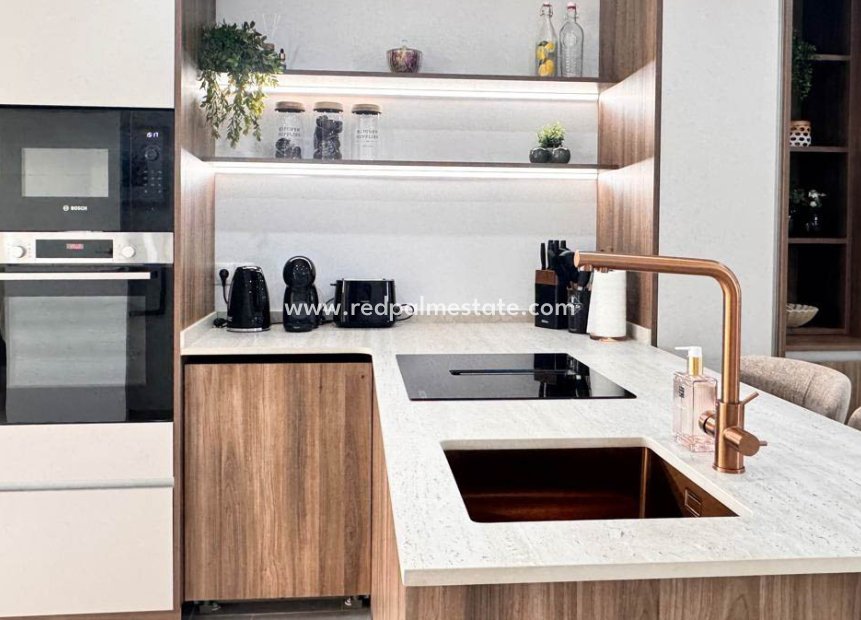 Reventa - Apartmentos -
Torrevieja - El Acequión - Los Náufragos