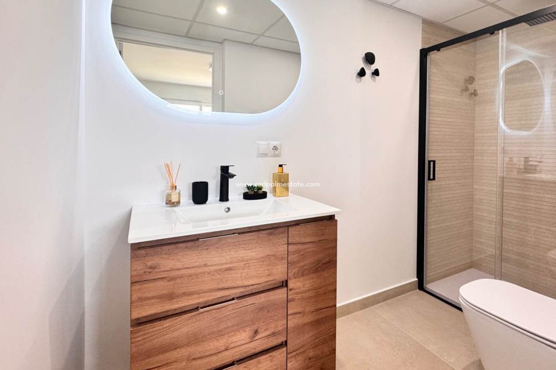 Reventa - Apartmentos -
Torrevieja - El Acequión - Los Náufragos