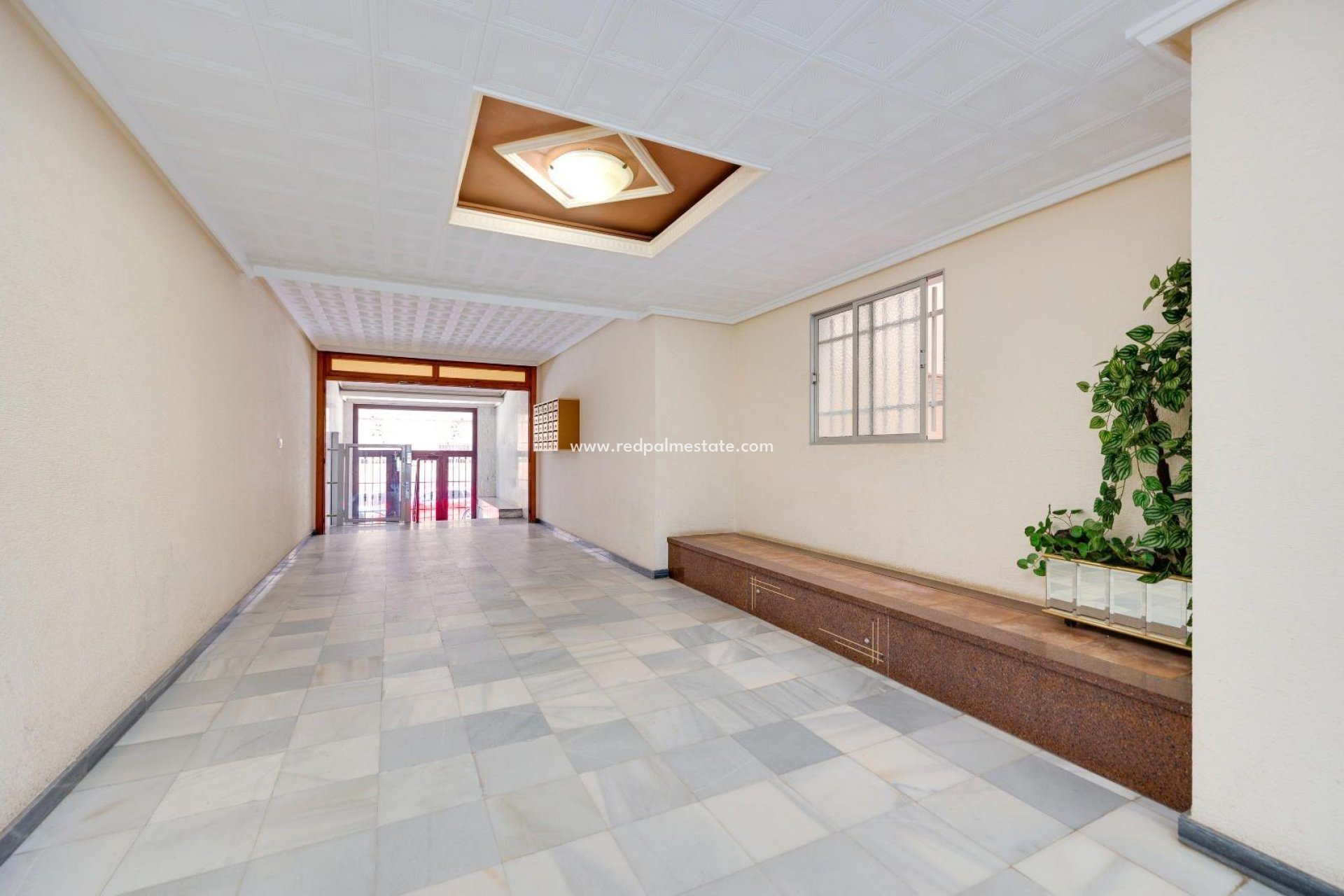 Reventa - Apartmentos -
Torrevieja - El Acequión - Los Náufragos