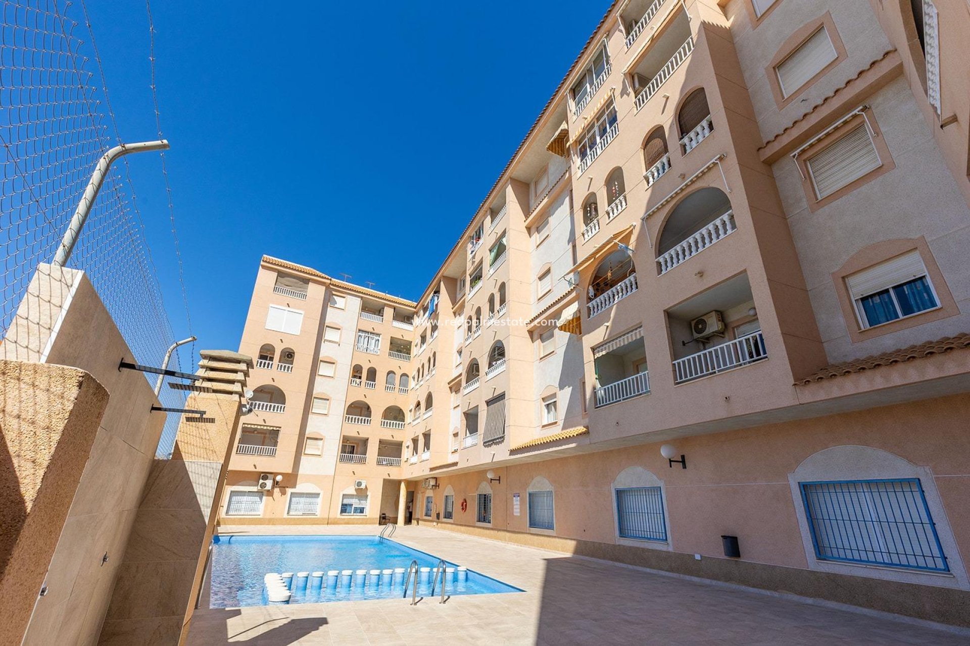 Reventa - Apartmentos -
Torrevieja - El molino