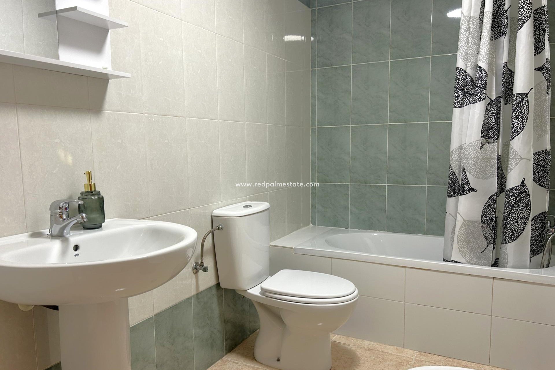 Reventa - Apartmentos -
Torrevieja - El molino