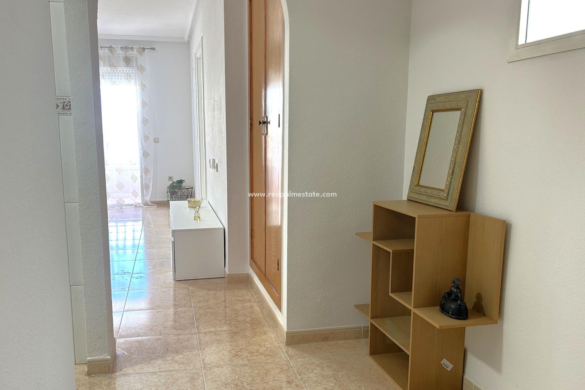 Reventa - Apartmentos -
Torrevieja - El molino