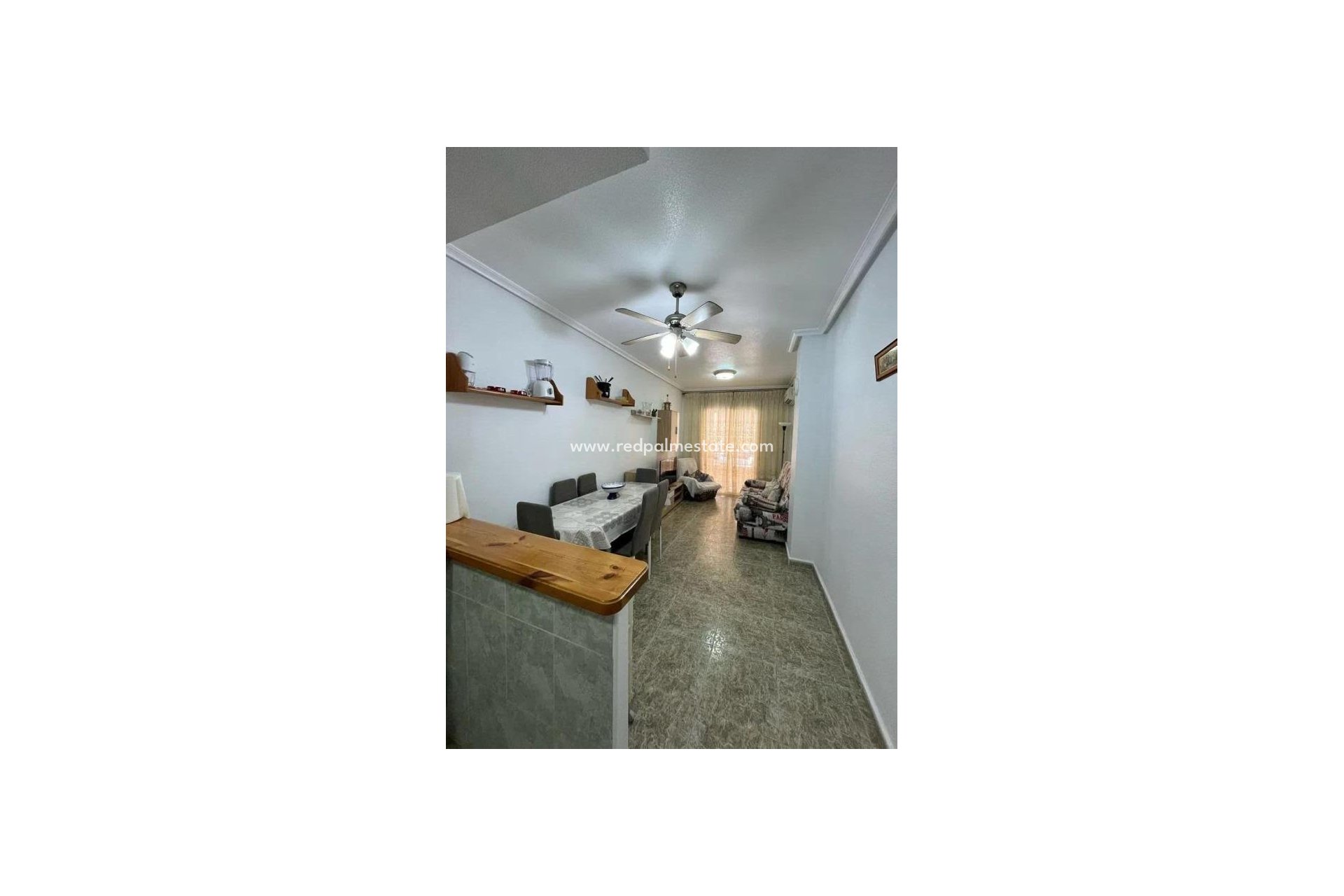 Reventa - Apartmentos -
Torrevieja - Estacion de autobuses