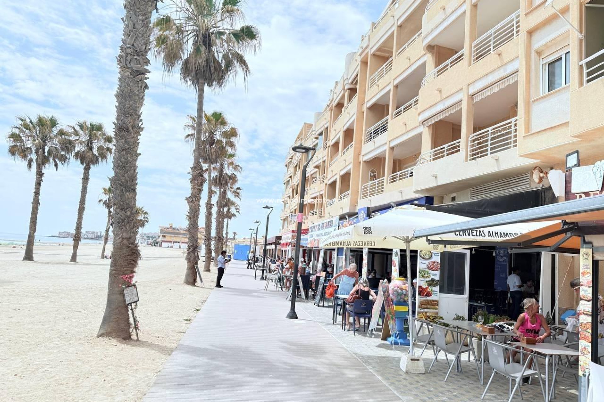 Reventa - Apartmentos -
Torrevieja - La Mata