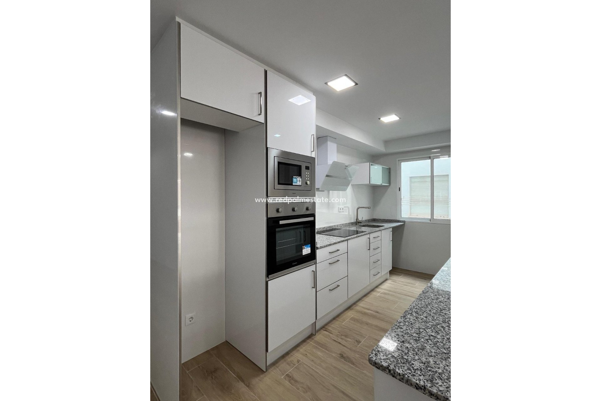 Reventa - Apartmentos -
Torrevieja - La Mata