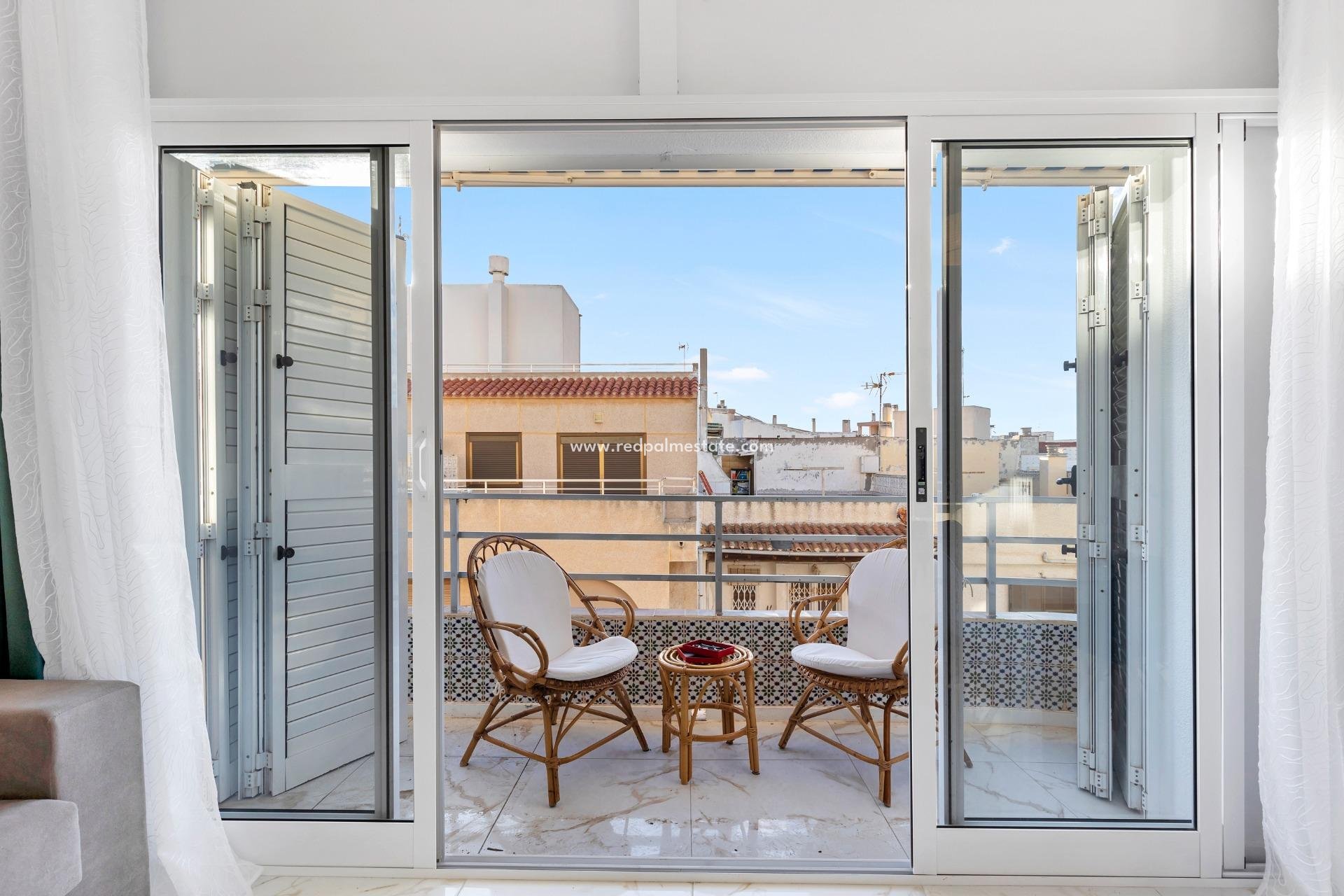 Reventa - Apartmentos -
Torrevieja - La Mata
