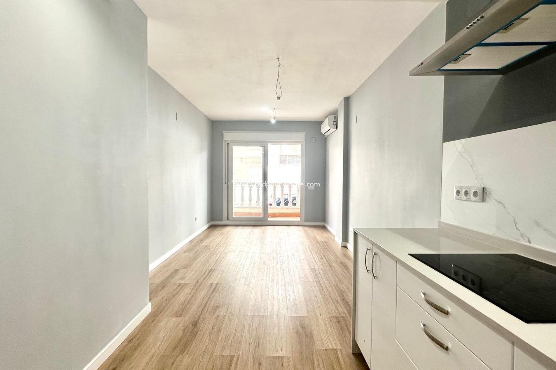 Reventa - Apartmentos -
Torrevieja - La Mata