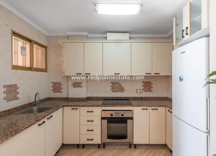 Reventa - Apartmentos -
Torrevieja - La Mata
