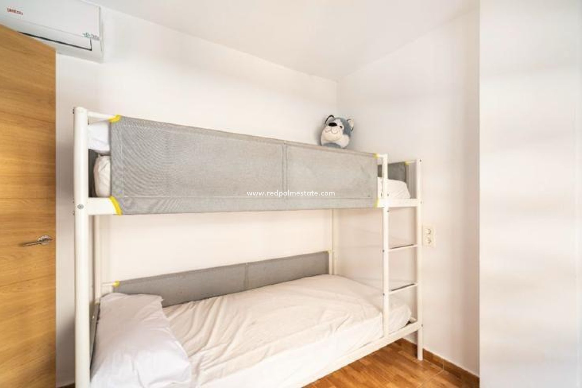 Reventa - Apartmentos -
Torrevieja - La Mata