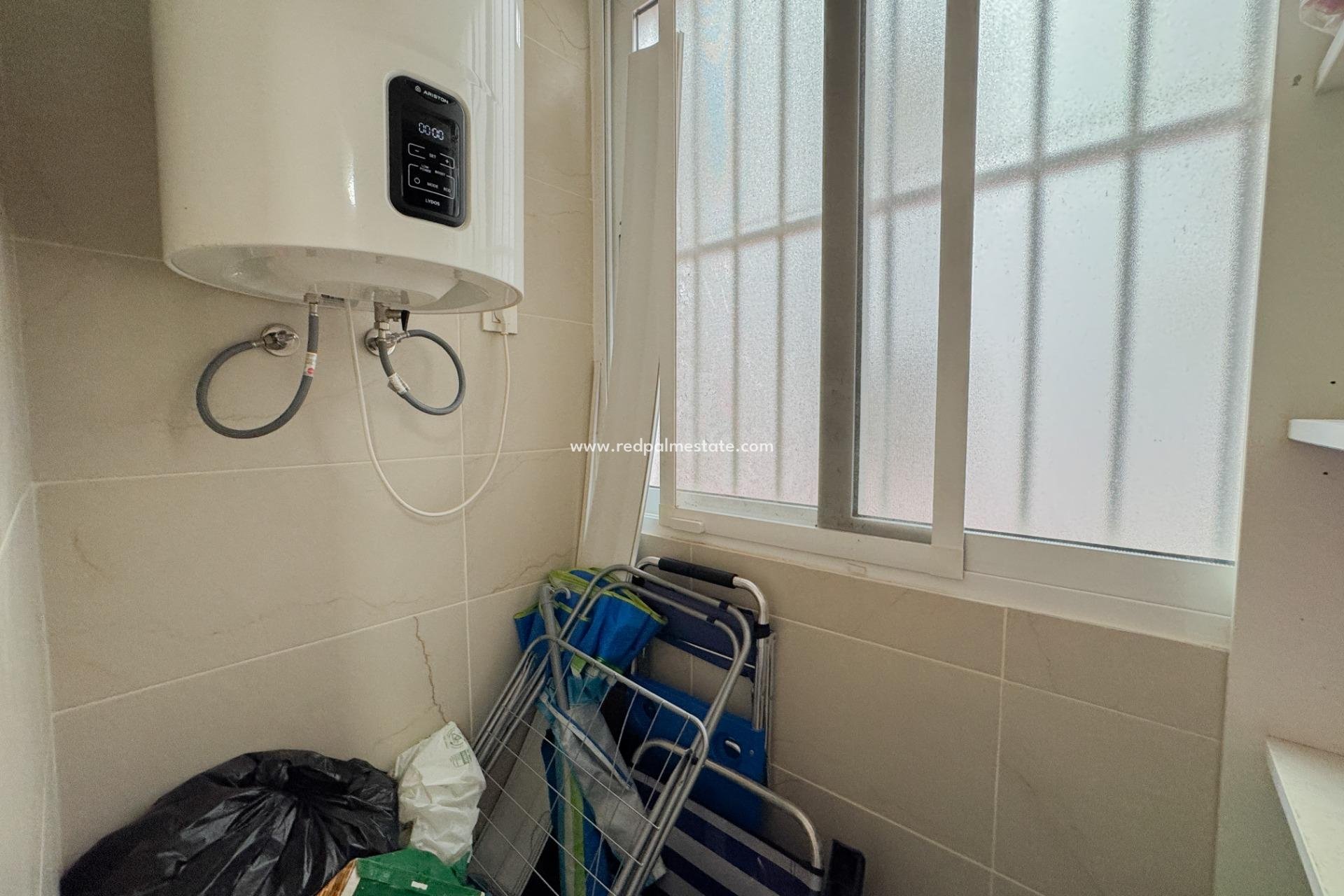 Reventa - Apartmentos -
Torrevieja - La Mata