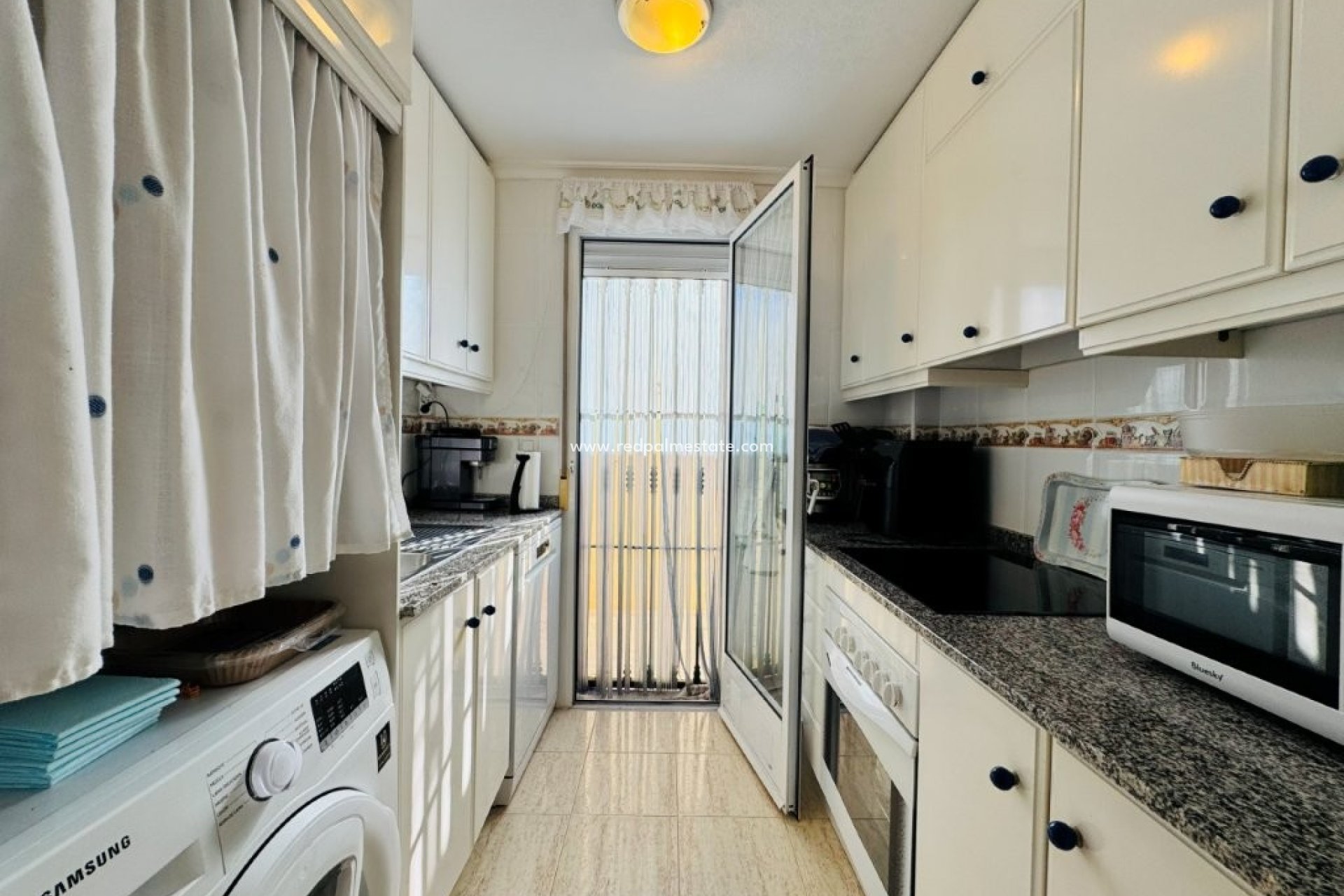 Reventa - Apartmentos -
Torrevieja - La Mata