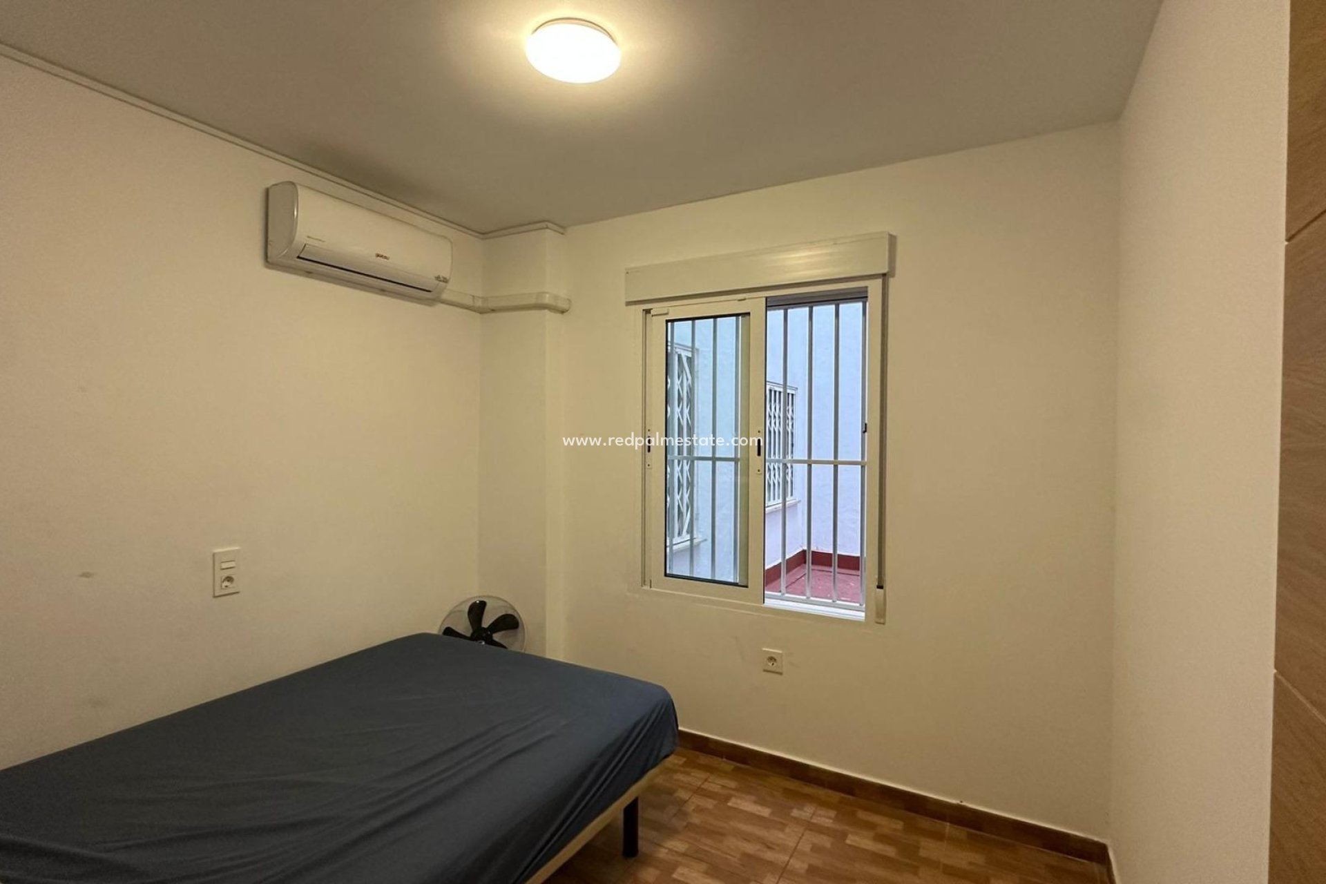 Reventa - Apartmentos -
Torrevieja - La Mata