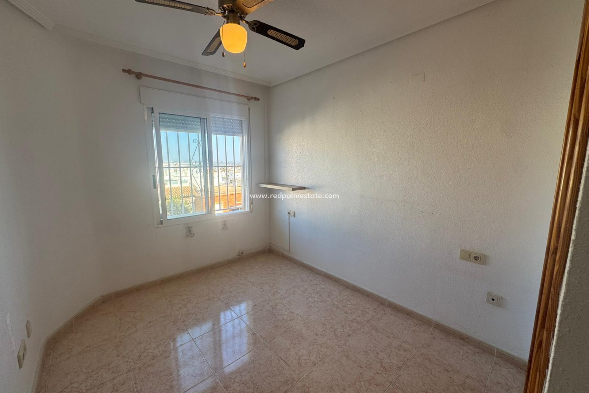 Reventa - Apartmentos -
Torrevieja - La Mata