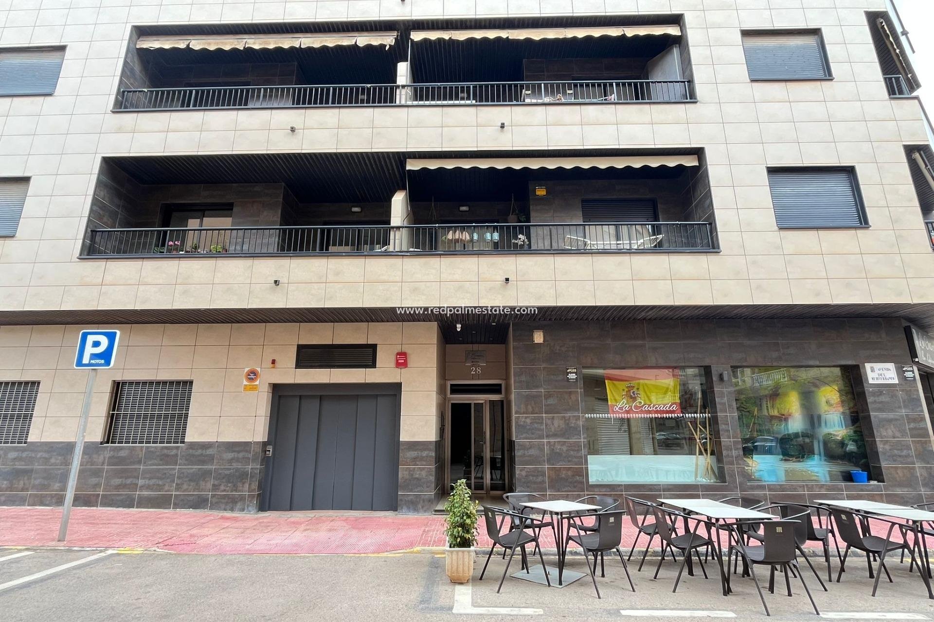 Reventa - Apartmentos -
Torrevieja - La Mata