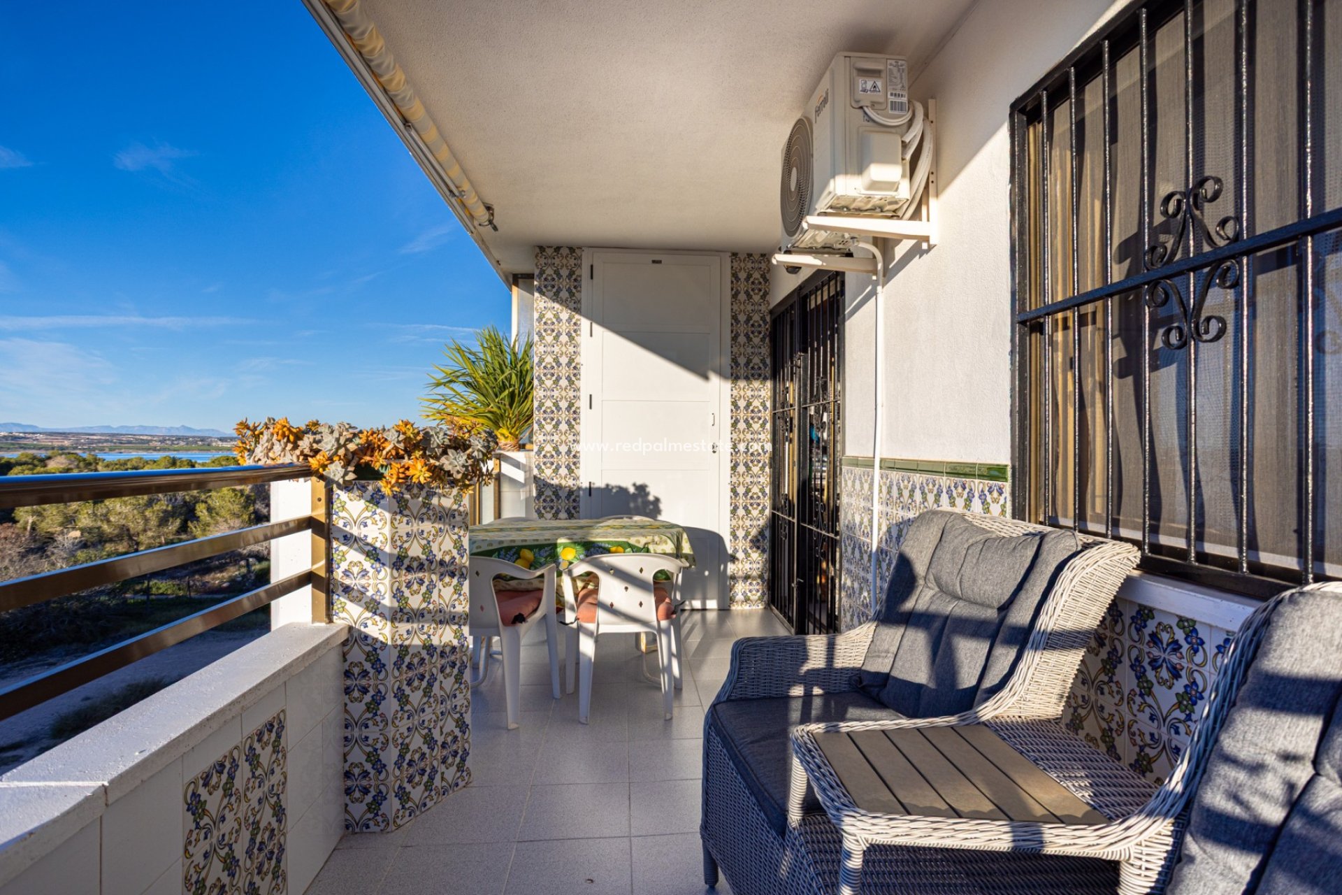 Reventa - Apartmentos -
Torrevieja - La Siesta - El Salado - Torreta