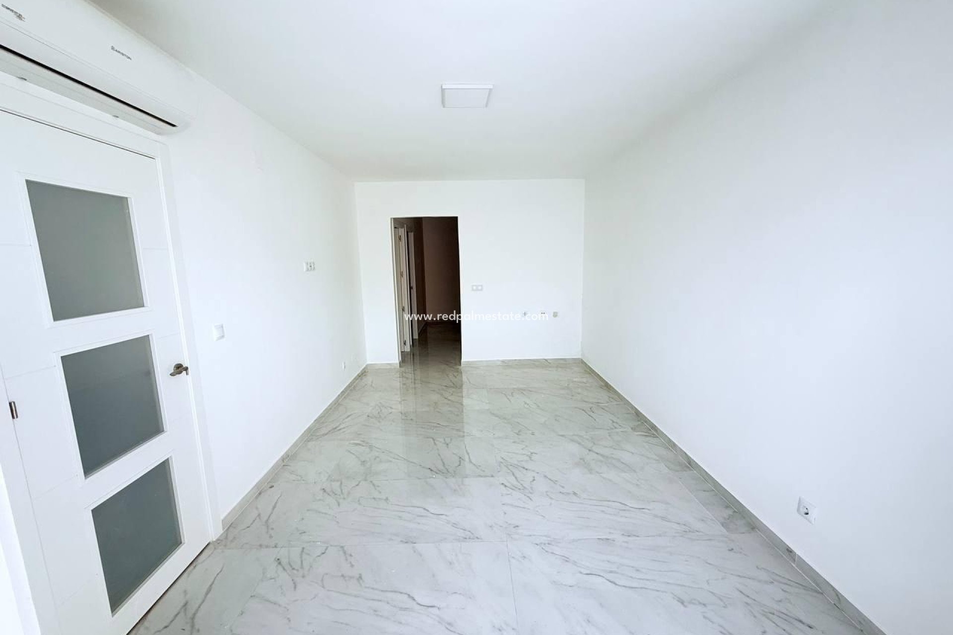 Reventa - Apartmentos -
Torrevieja - La veleta