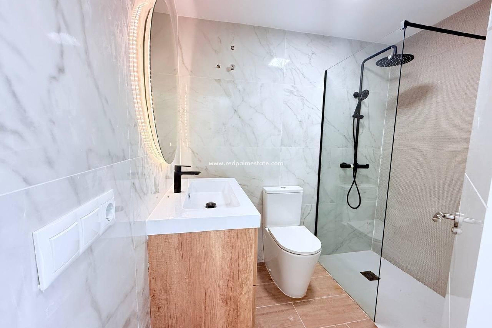 Reventa - Apartmentos -
Torrevieja - La veleta