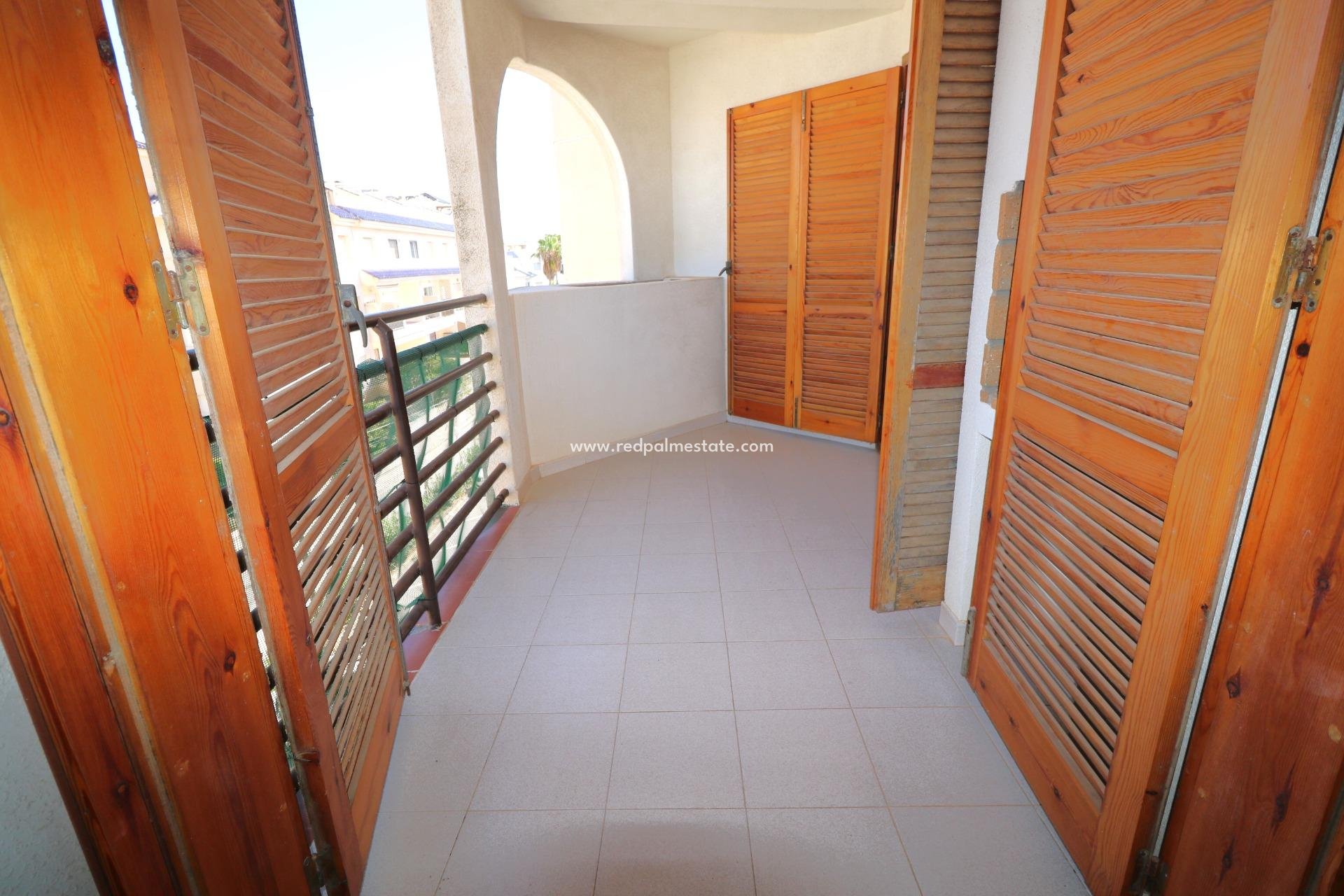 Reventa - Apartmentos -
Torrevieja - La Veleta