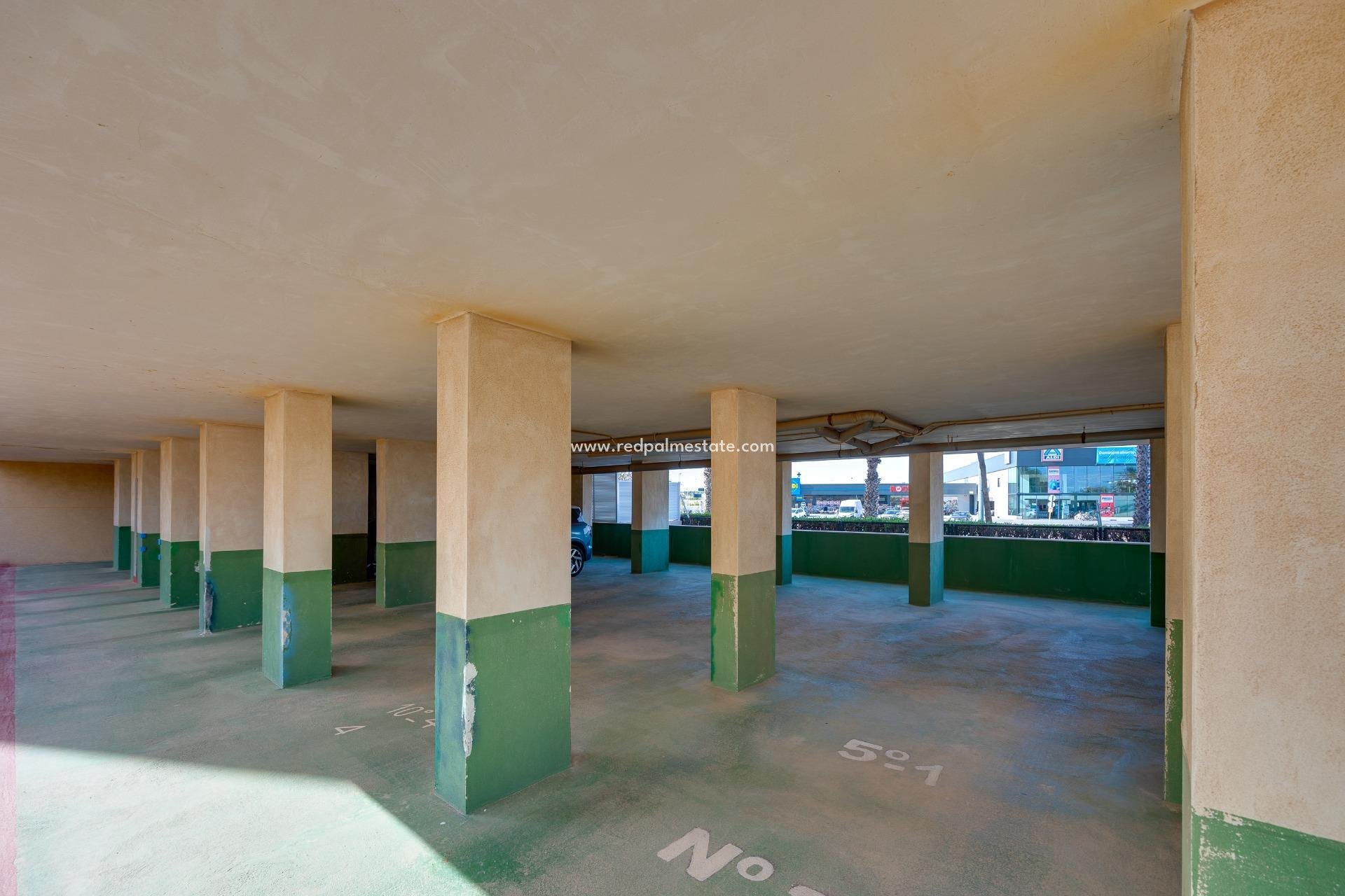 Reventa - Apartmentos -
Torrevieja - La Veleta