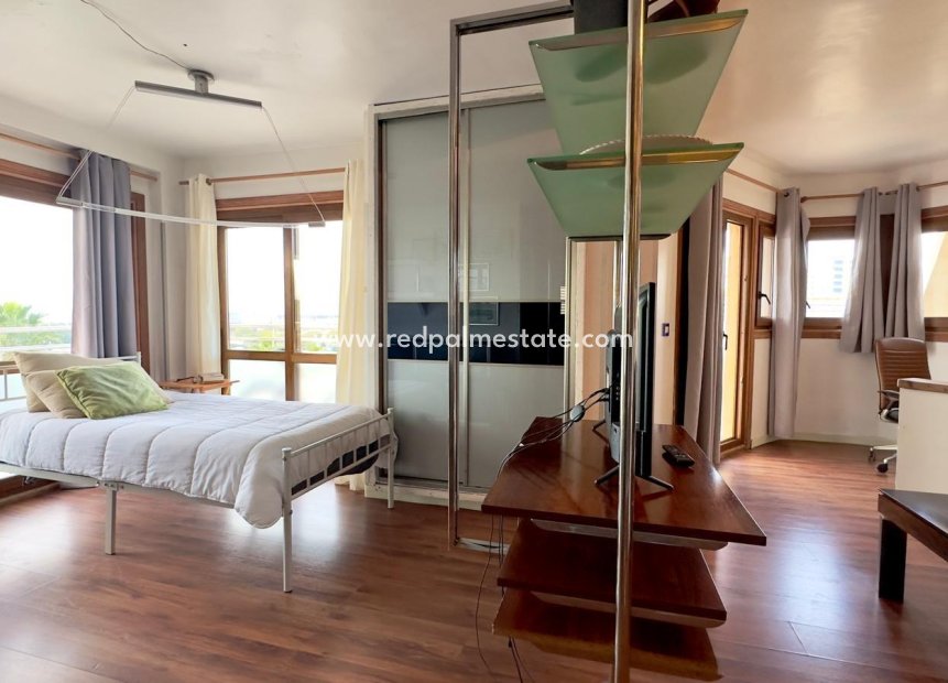 Reventa - Apartmentos -
Torrevieja - La Veleta