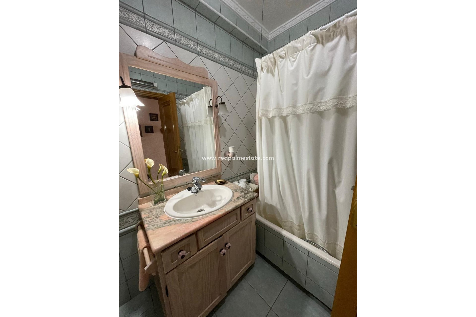 Reventa - Apartmentos -
Torrevieja - Las Piscinas Naturales