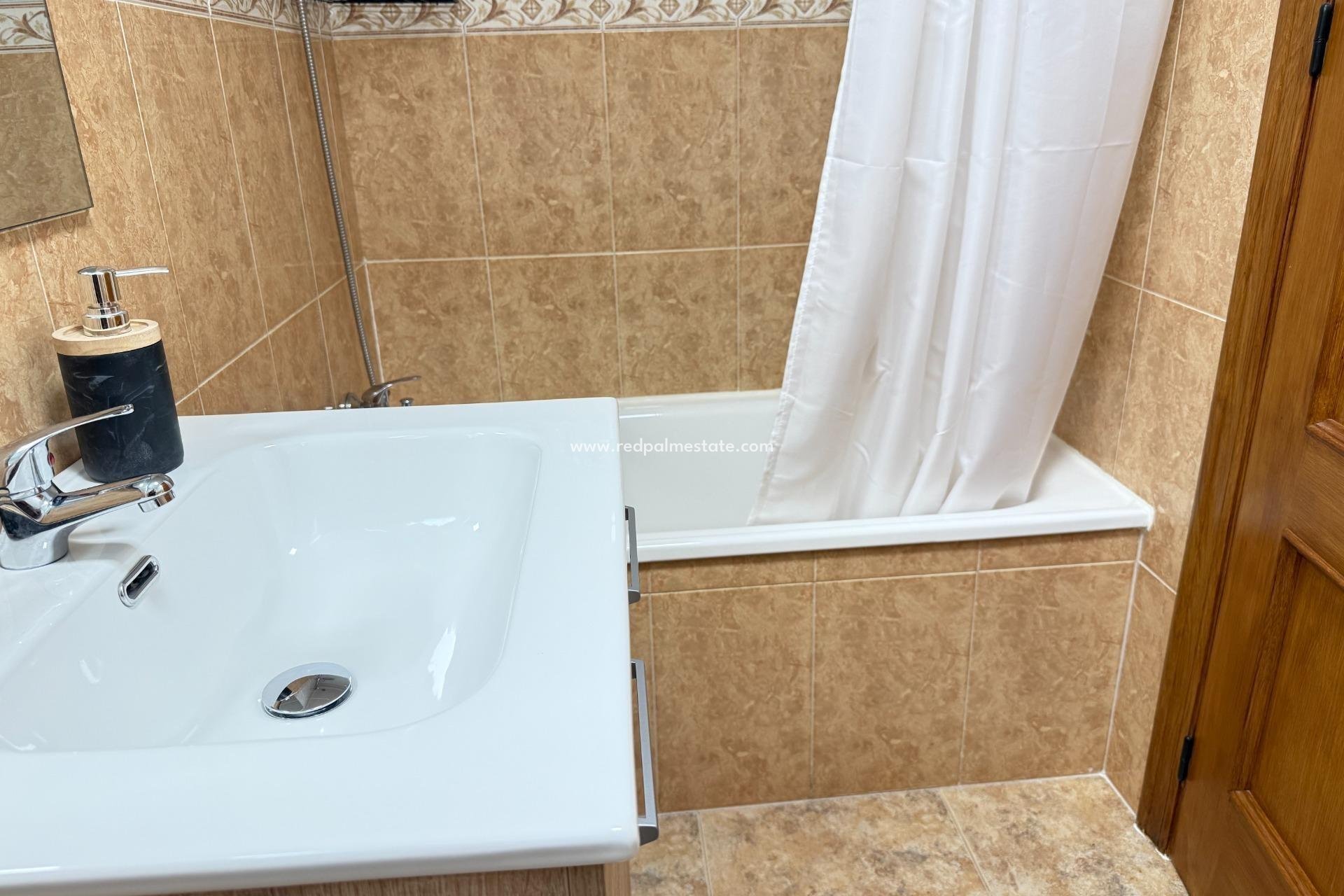 Reventa - Apartmentos -
Torrevieja - Los Europeos