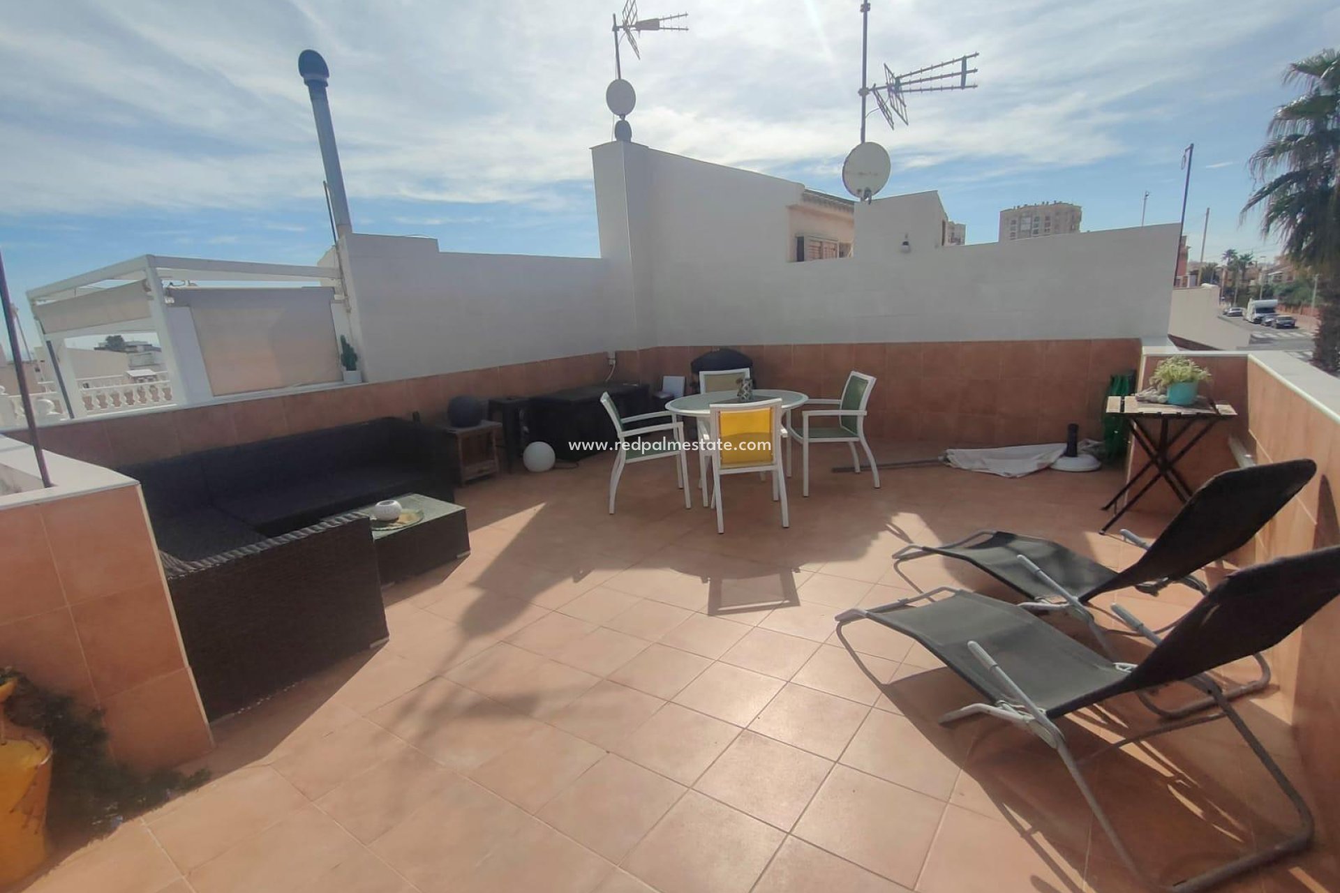 Reventa - Apartmentos -
Torrevieja - Los Frutales
