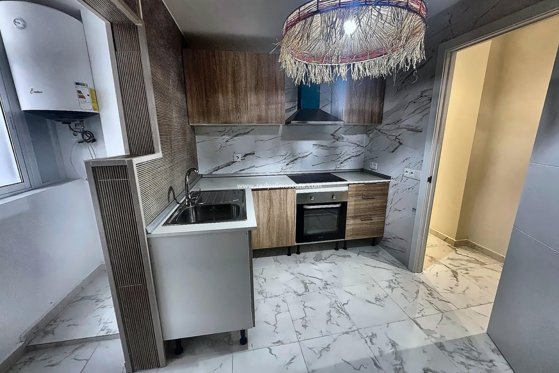 Reventa - Apartmentos -
Torrevieja - Muelle Pesquero