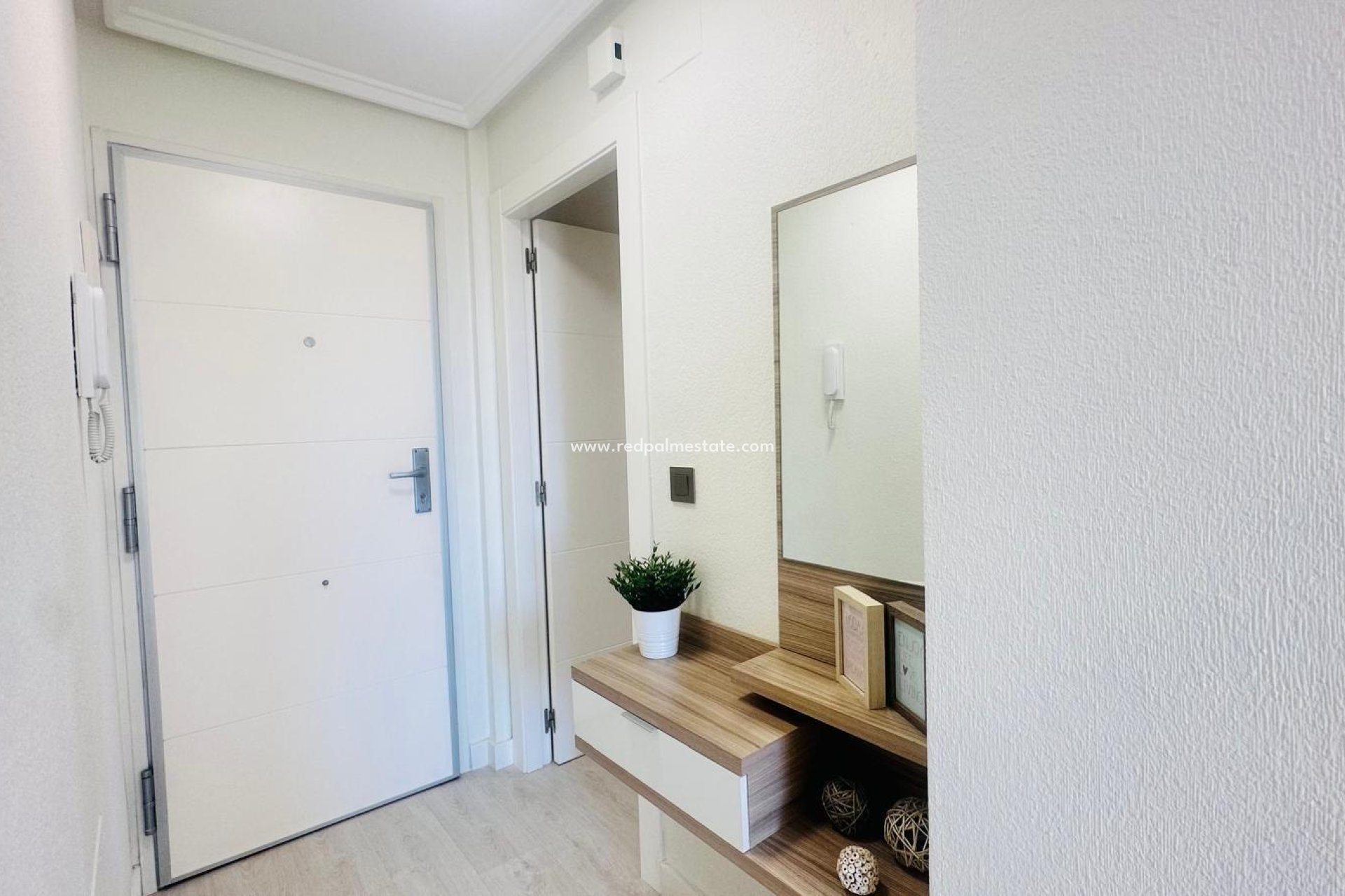 Reventa - Apartmentos -
Torrevieja - Nueva Torrevieja - Aguas Nuevas