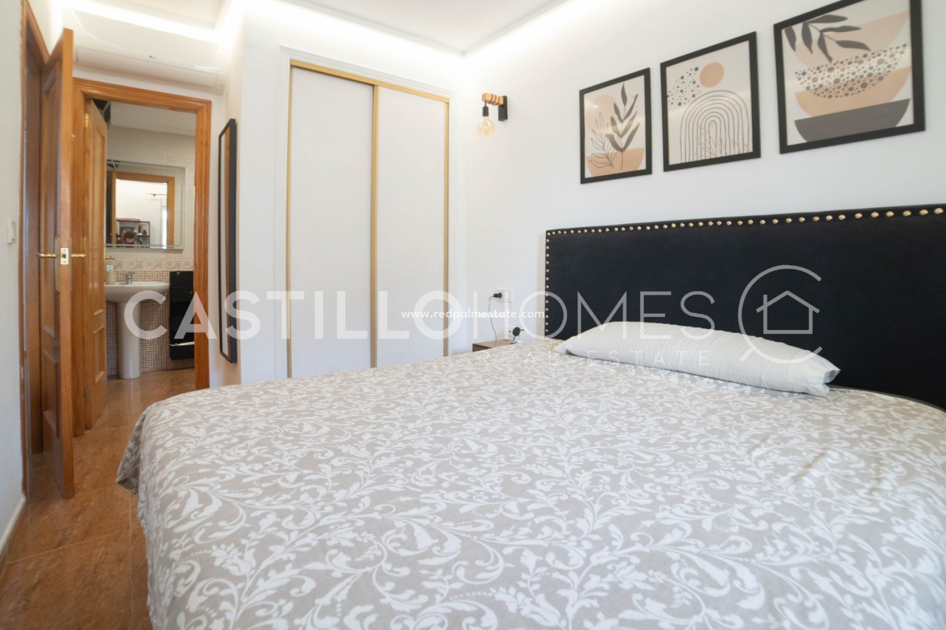 Reventa - Apartmentos -
Torrevieja - Nueva Torrevieja - Aguas Nuevas