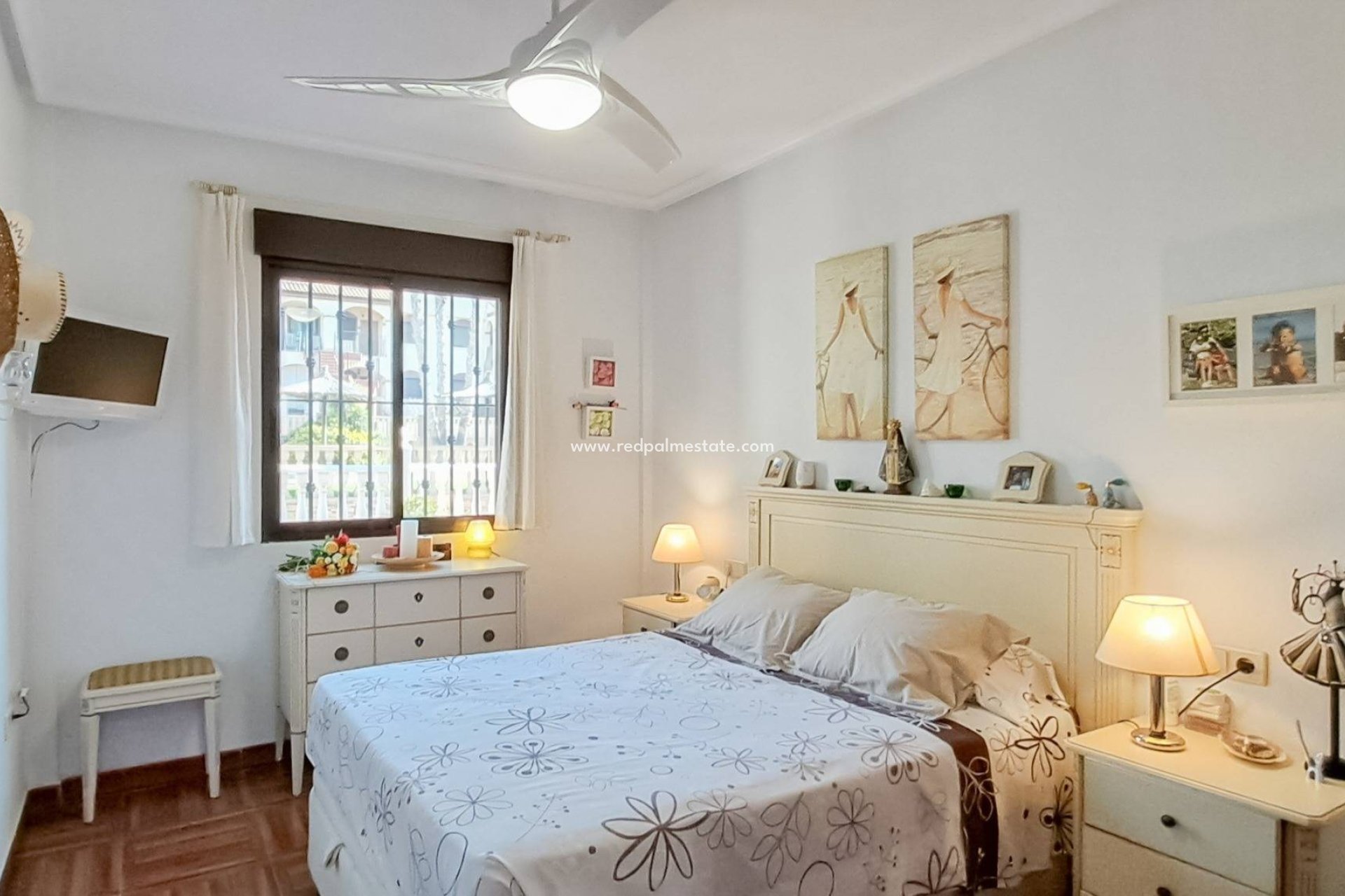 Reventa - Apartmentos -
Torrevieja - Parque Acuático - Sector 25