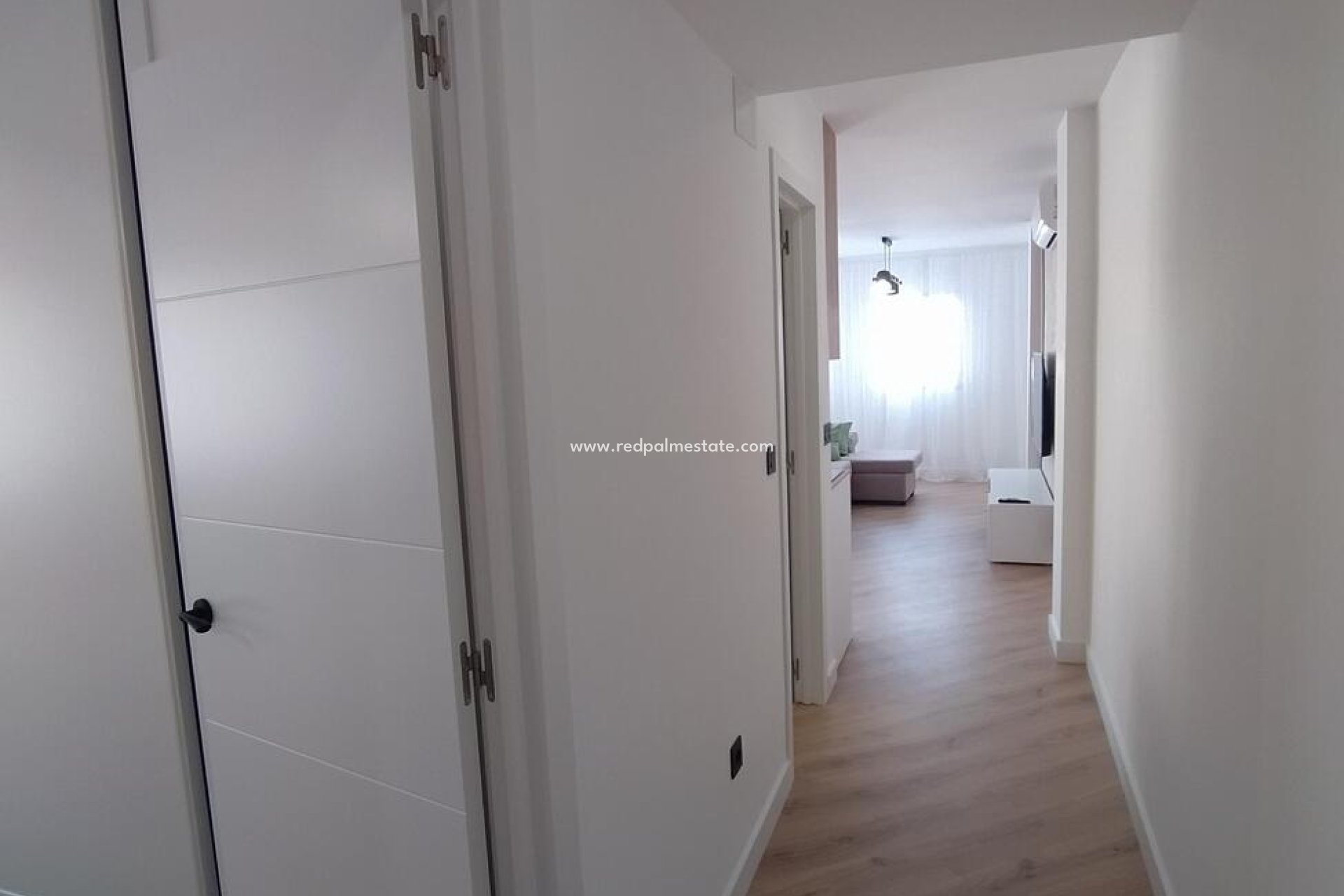 Reventa - Apartmentos -
Torrevieja - PARQUE DE LAS NACIONES