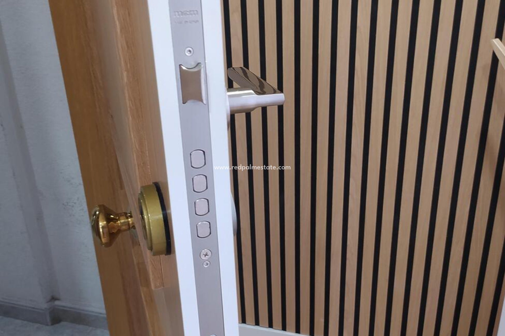 Reventa - Apartmentos -
Torrevieja - PARQUE DE LAS NACIONES