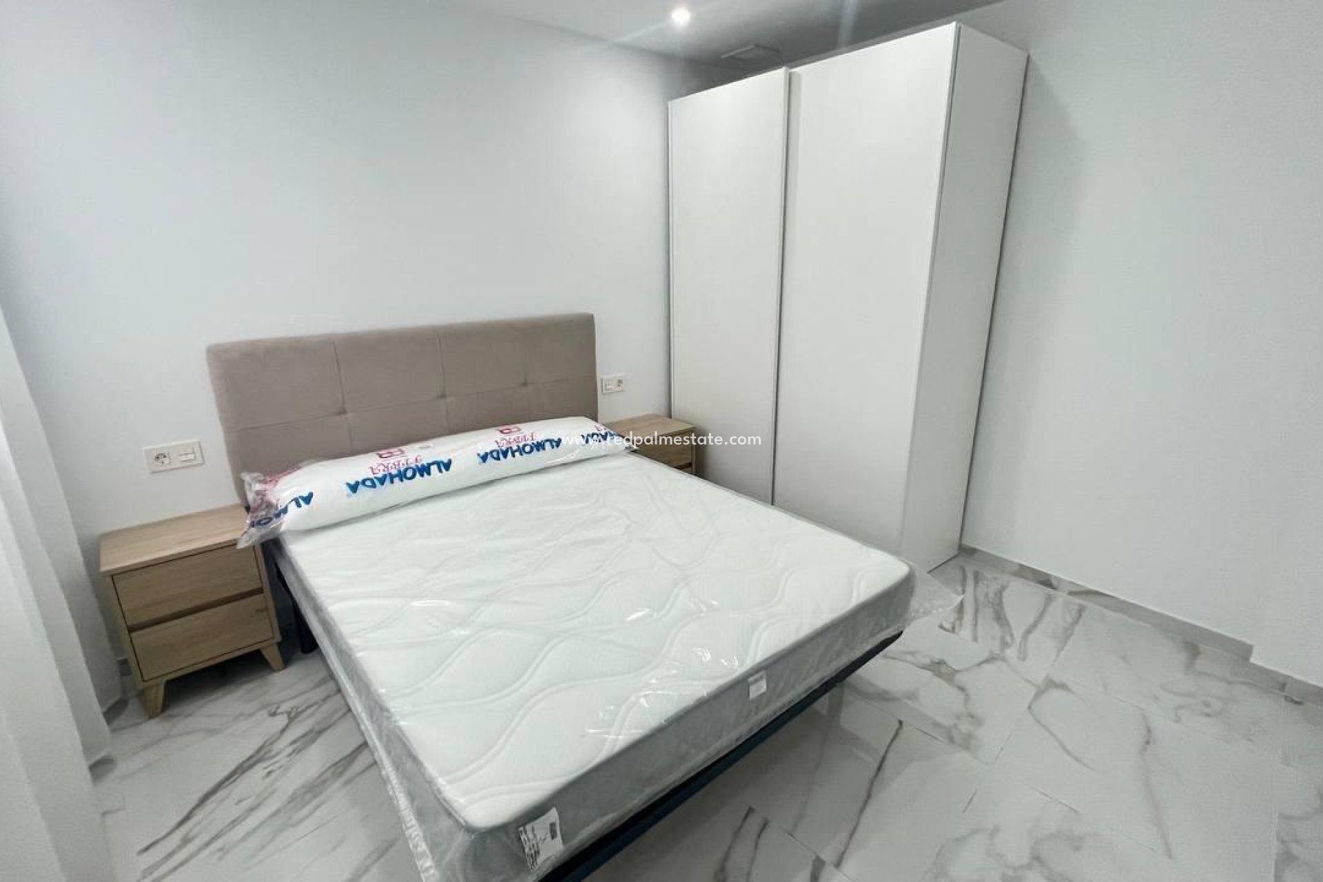 Reventa - Apartmentos -
Torrevieja - PARQUE DE LAS NACIONES