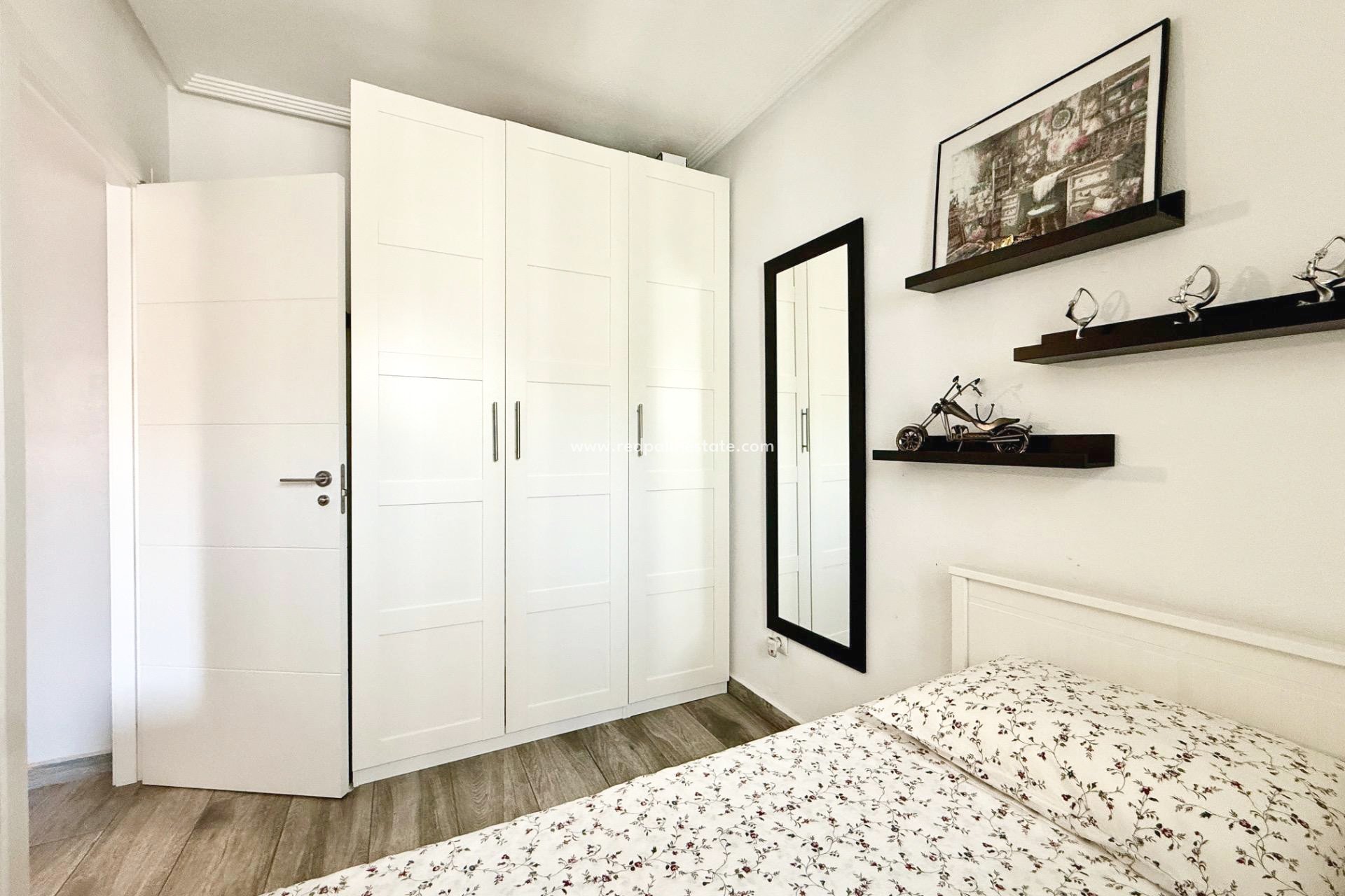 Reventa - Apartmentos -
Torrevieja - PARQUE DE LAS NACIONES
