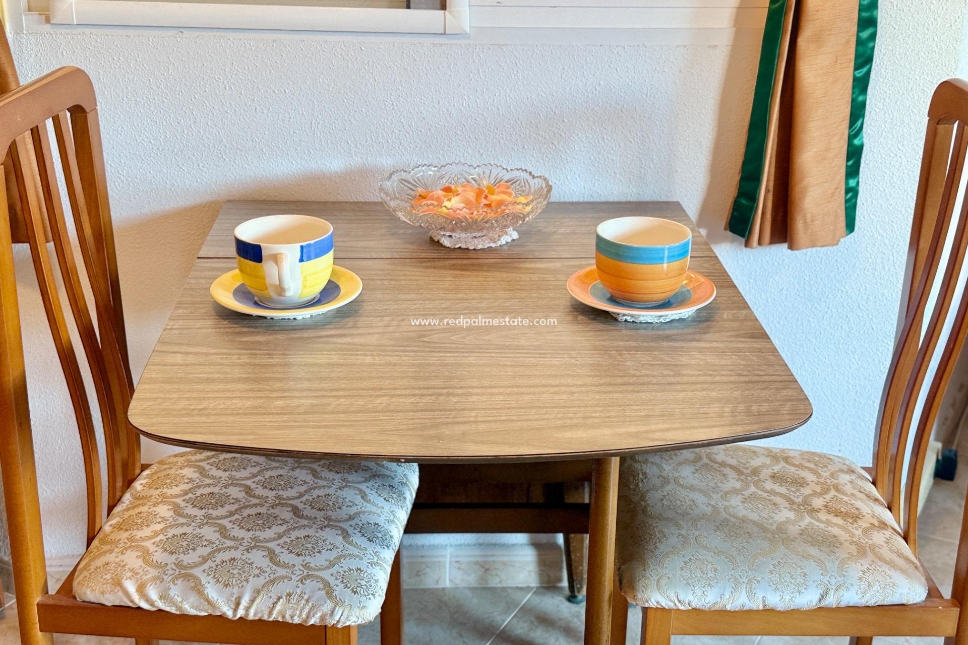 Reventa - Apartmentos -
Torrevieja - PARQUE DE LAS NACIONES