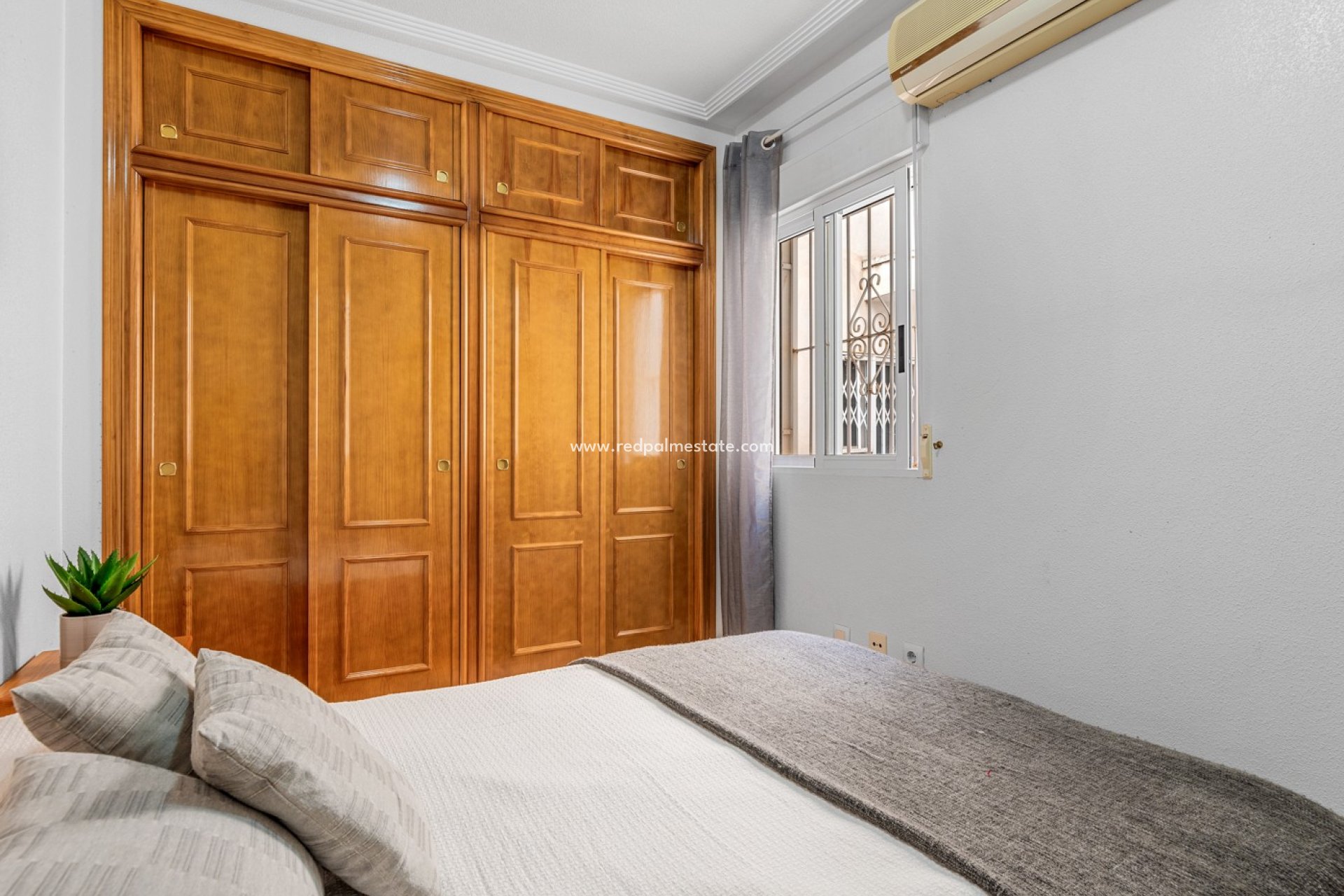 Reventa - Apartmentos -
Torrevieja - Parque las naciones