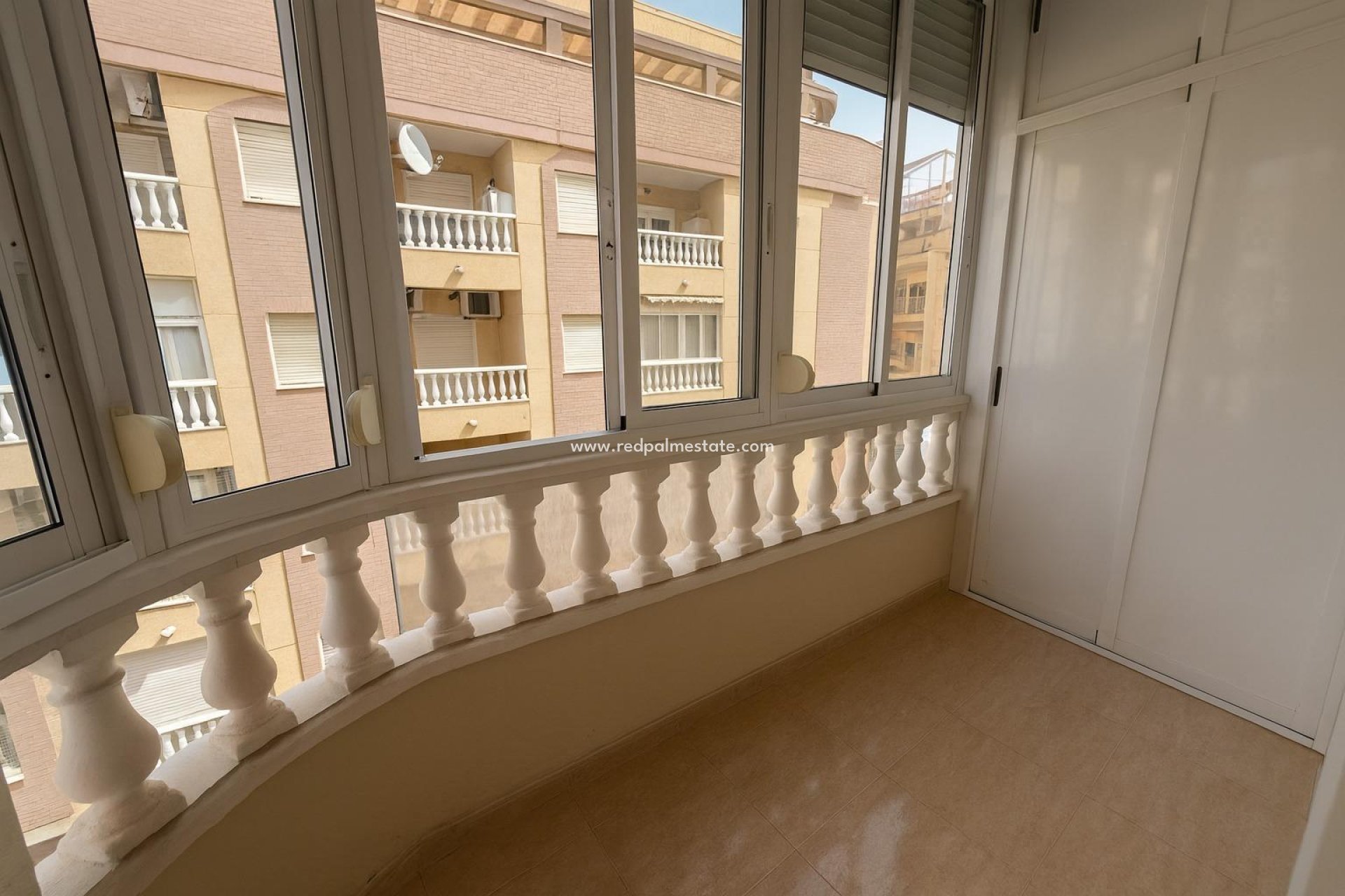 Reventa - Apartmentos -
Torrevieja - Parque las naciones