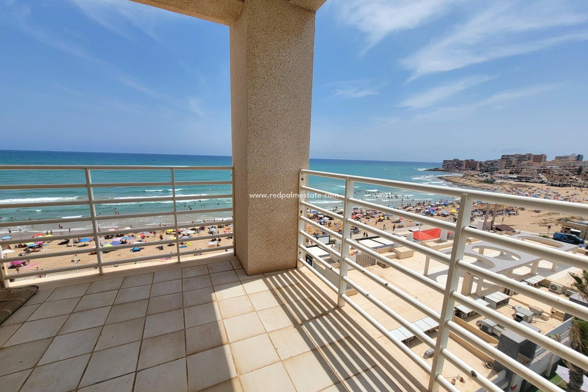Reventa - Apartmentos -
Torrevieja - PLAYA DE LA MATA